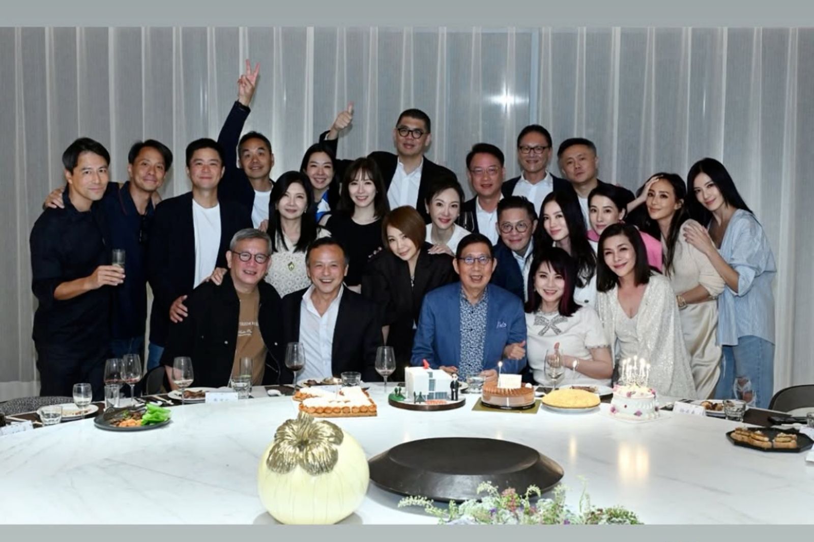 身價80億美元!富邦蔡明興慶69歲生日現場照曝光 張清芳爆乳合體關穎、林熙蕾政商名流