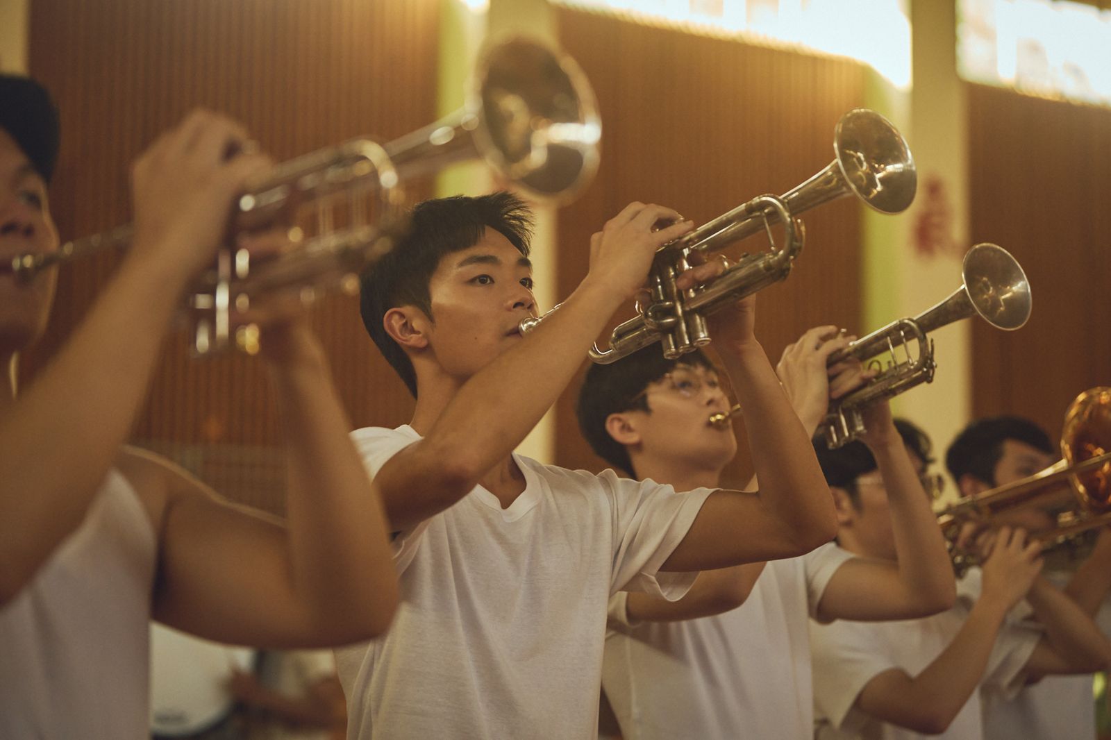 一個男生的叛逆是天真, 一群男生的叛逆叫青春。未來進行曲提供