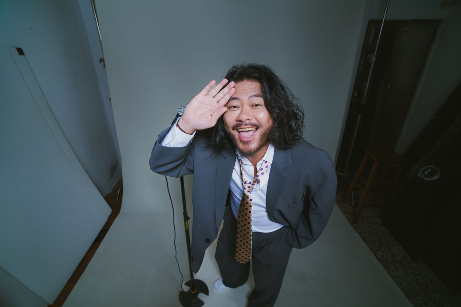 喜劇男星被控「溫柔、不講理」的騷擾　揭最羞辱一句話！悲喊：彷彿被天雷劈中