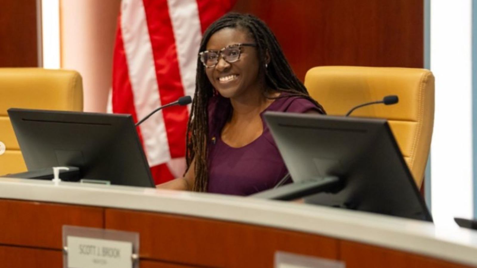 美副市長遭丈夫怨「再也受不了」連開3槍射殺　警察破門驚見遺體慘狀