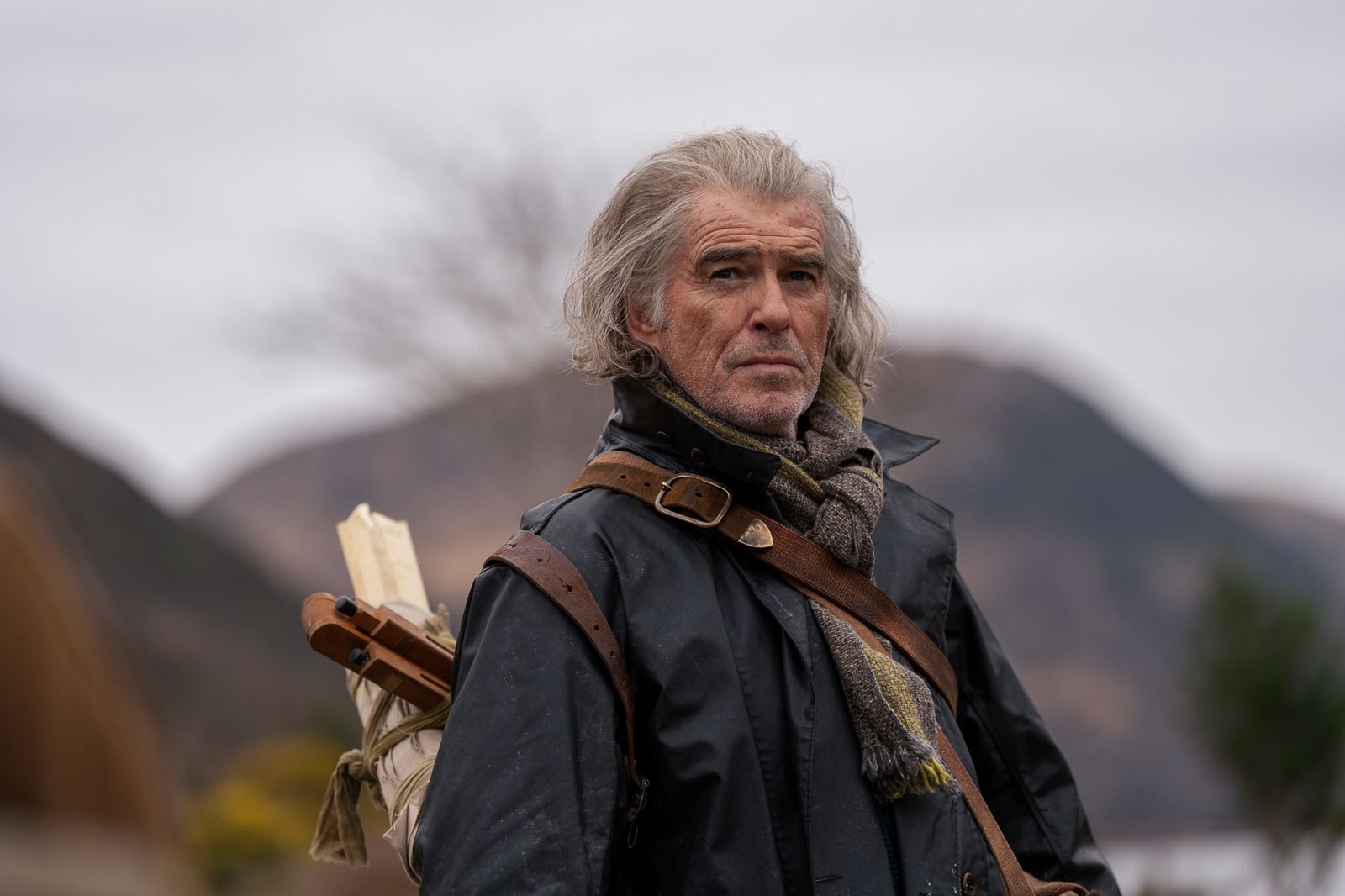 皮爾斯布洛斯南《愛裡行間》聽見神秘召喚　北愛壯闊海岸線譜寫文學愛情史詩