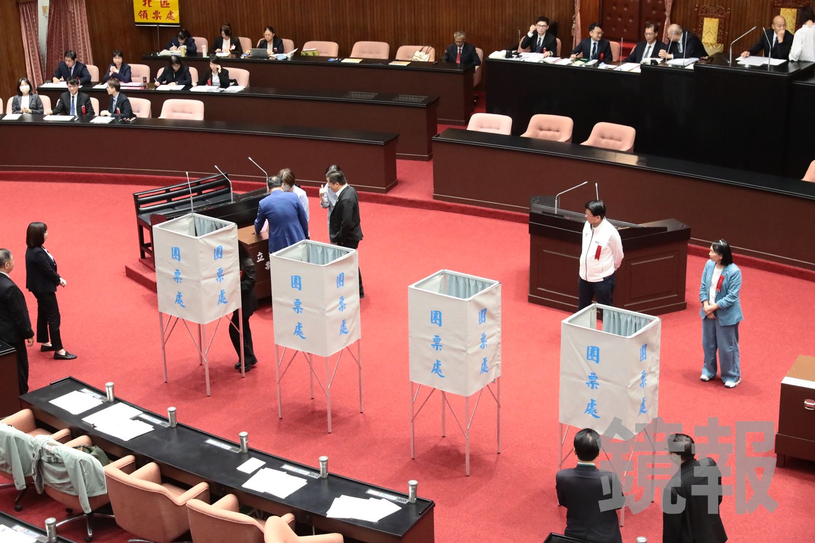 政院補提3位中選會委員 立院表決再遭藍白封殺