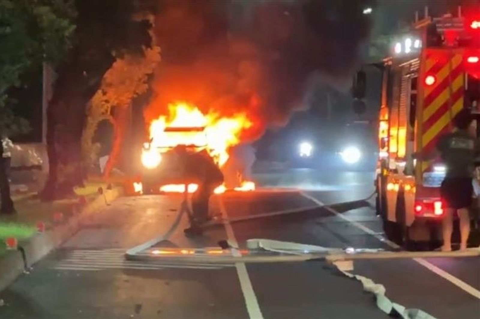台東火燒車意外！議員楊秋珍及時逃生躲死劫