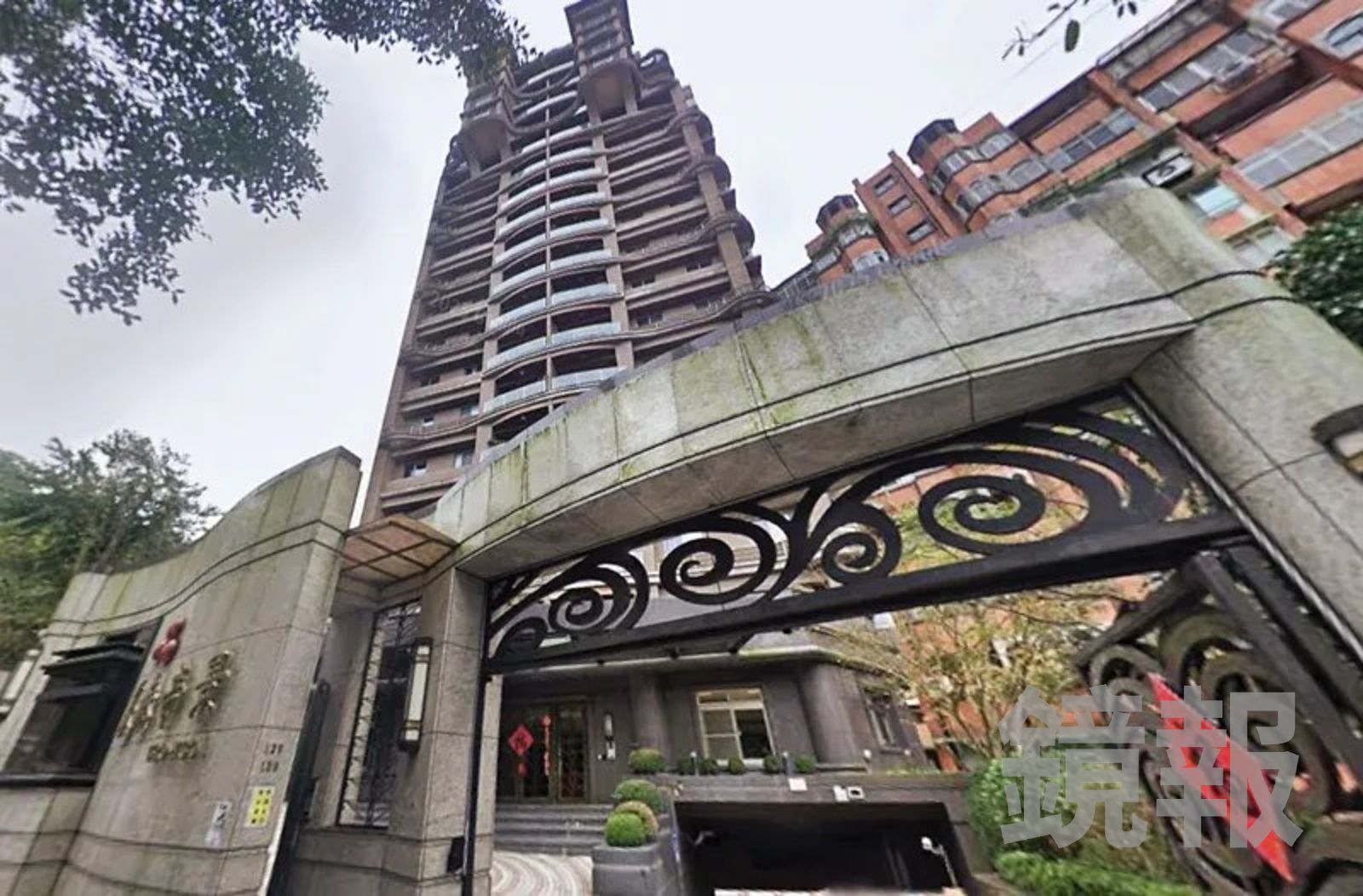 獨家／不只王定宇…劉怡萱吳興街豪宅「座上賓」名單流出：醫院長、高階警官都在內