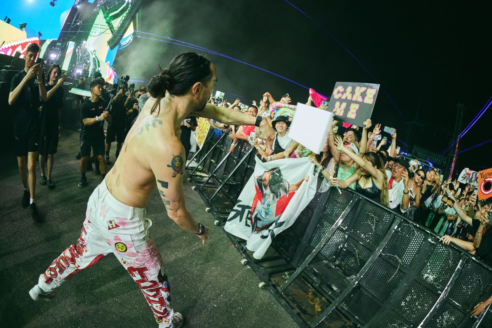 睽違8年來台「電音大帝」Steve Aoki，終於在Ultra Taiwan邀請之下「砸派神射手」傳奇演出即將在台灣經典重現，更是相隔10年回歸台灣戶外音樂節。Ultra Taiwan提供