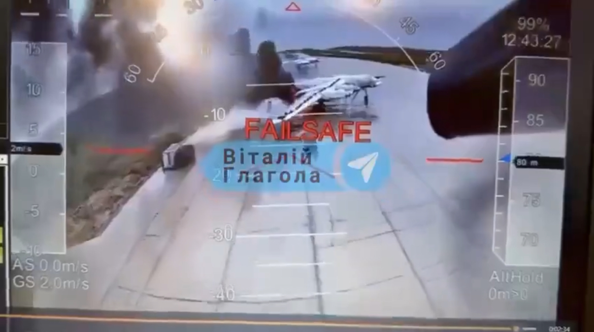 無人機屠城記！烏克蘭奇襲俄羅斯摧毀34%轟炸機　AI戰術升級