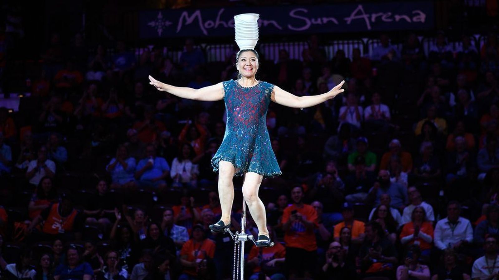 「紅熊貓」回來了！7月意外摔斷手腕　今重返芝加哥公牛主場演出