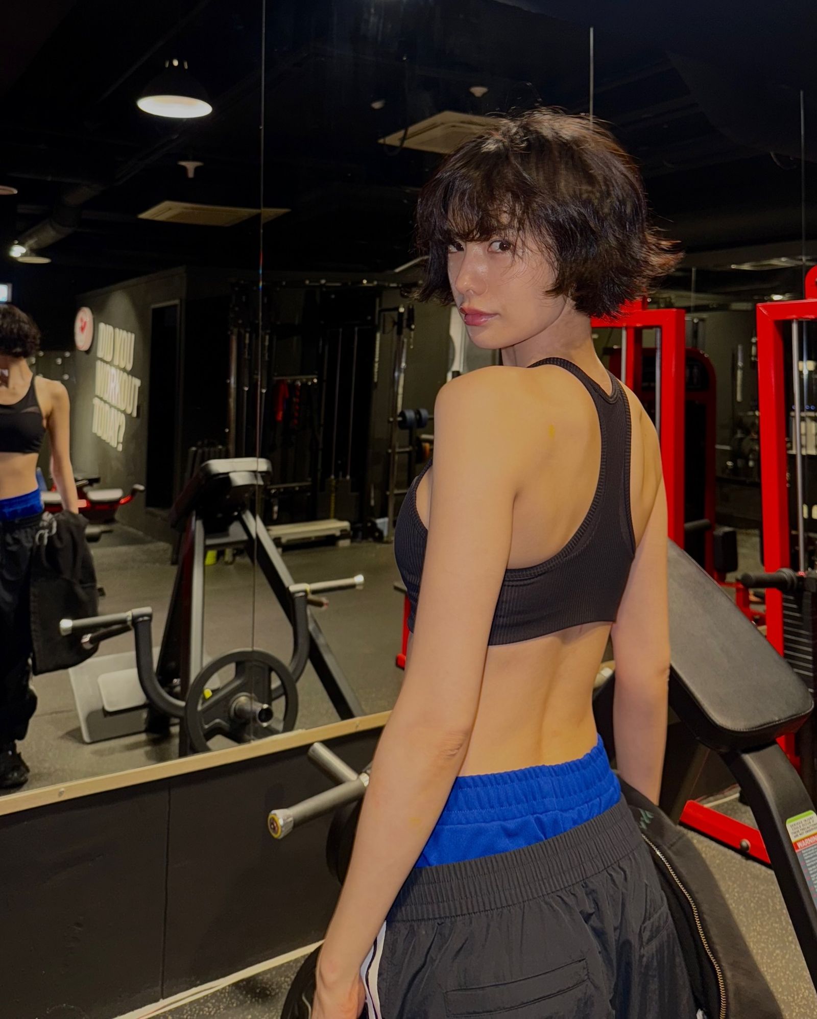 Nana為了動作戲勤健身，身手不容小覷。翻攝IG@jin_a_nana