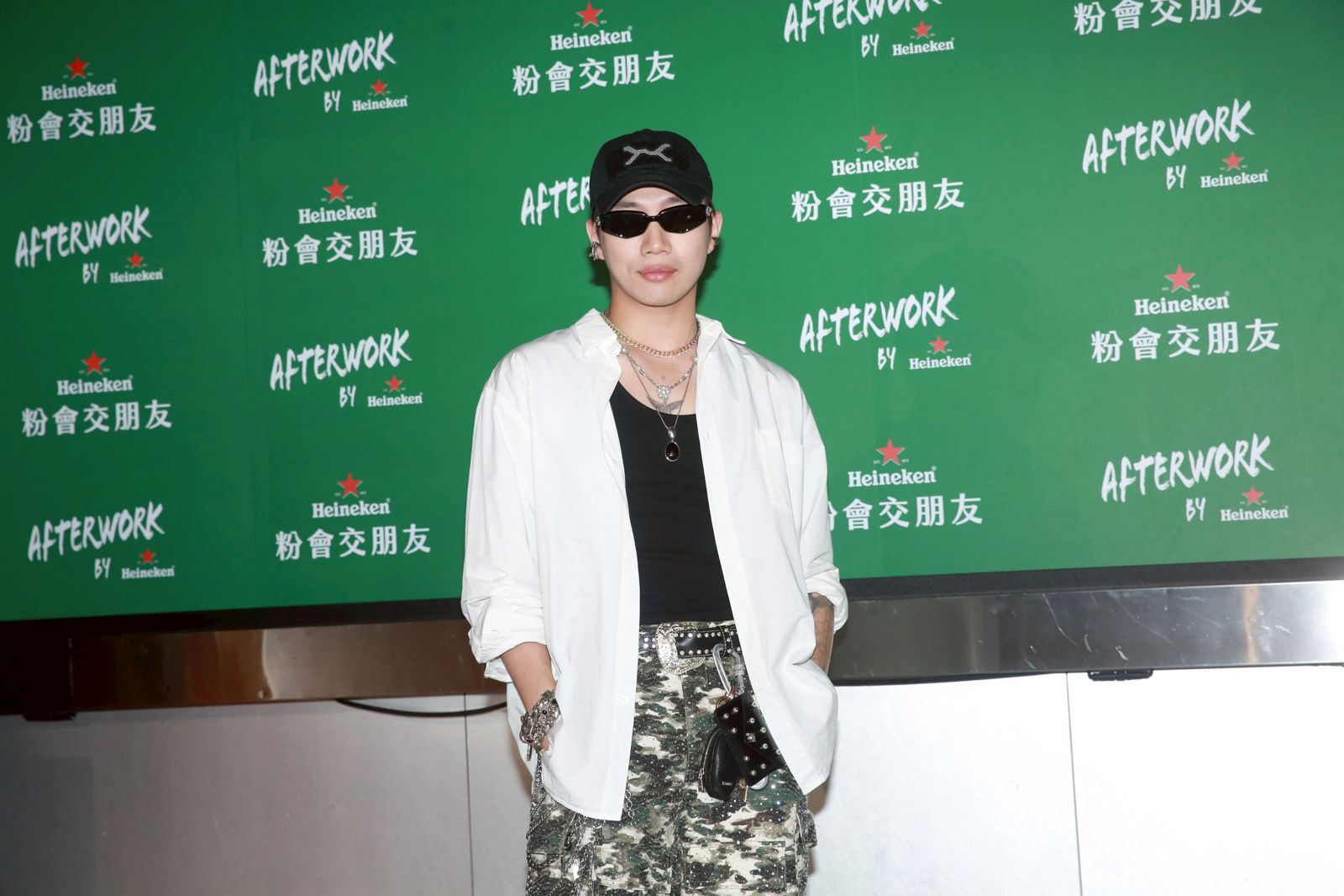 ØZI聞「勾二嫂」秒變臉！1年前遭瘦子暗酸感情糾紛　真實反應超尷尬