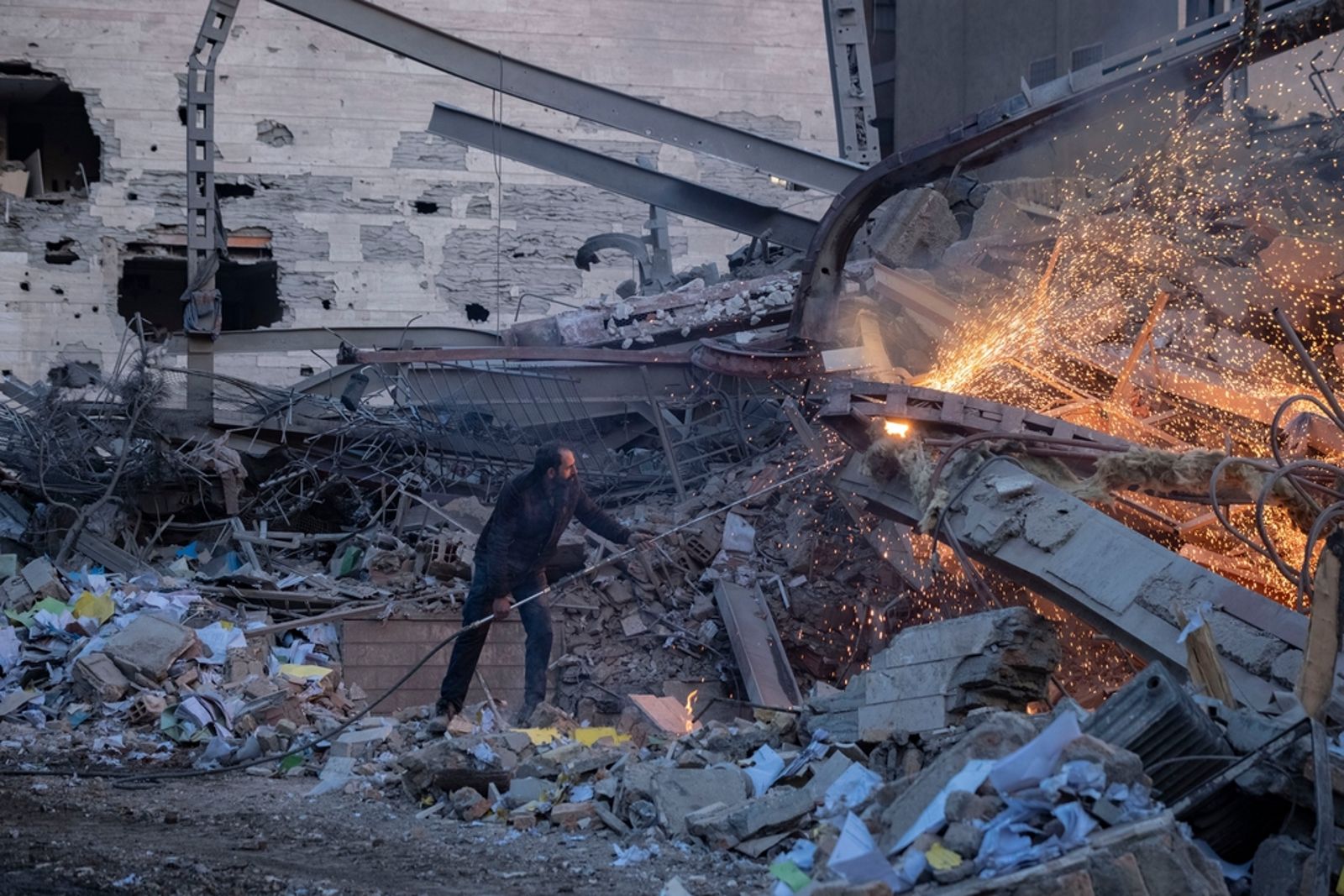 阿聯酋攔截伊朗飛彈達96％「非同尋常」　專家不看好「用法拉利攔截電動腳踏車」