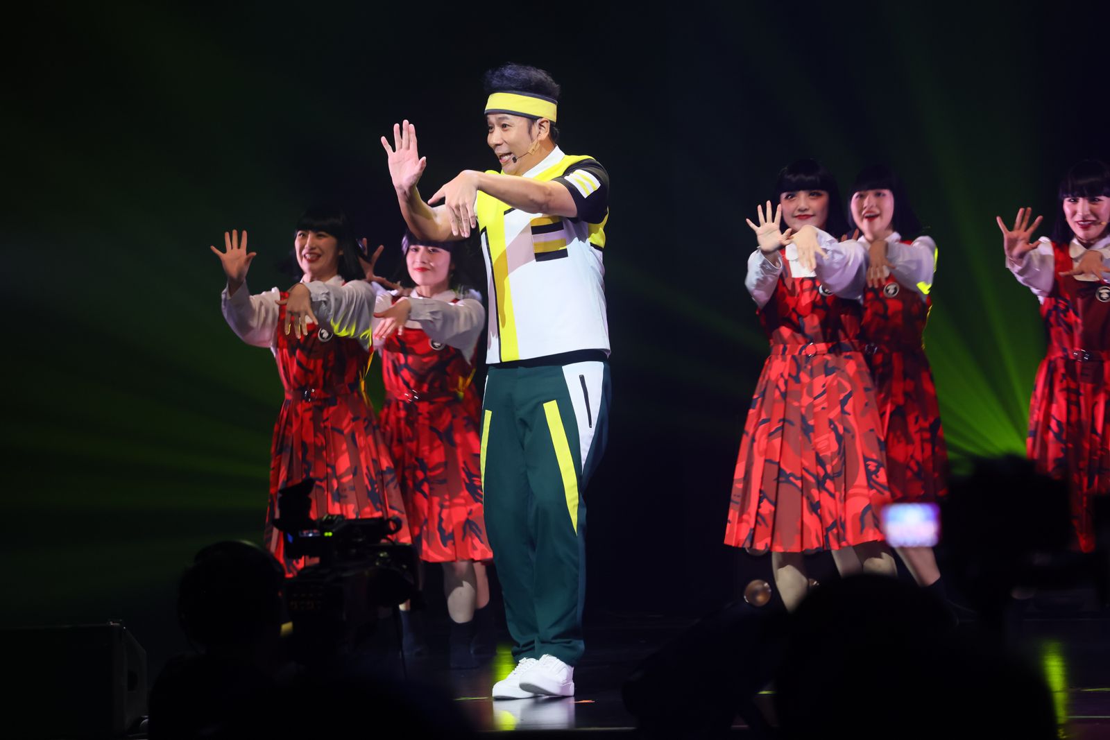 Energy閃兵不能來!avantgardey壓軸嘉賓急換人 香蕉哥哥草莓姐姐帶動跳掀回憶殺