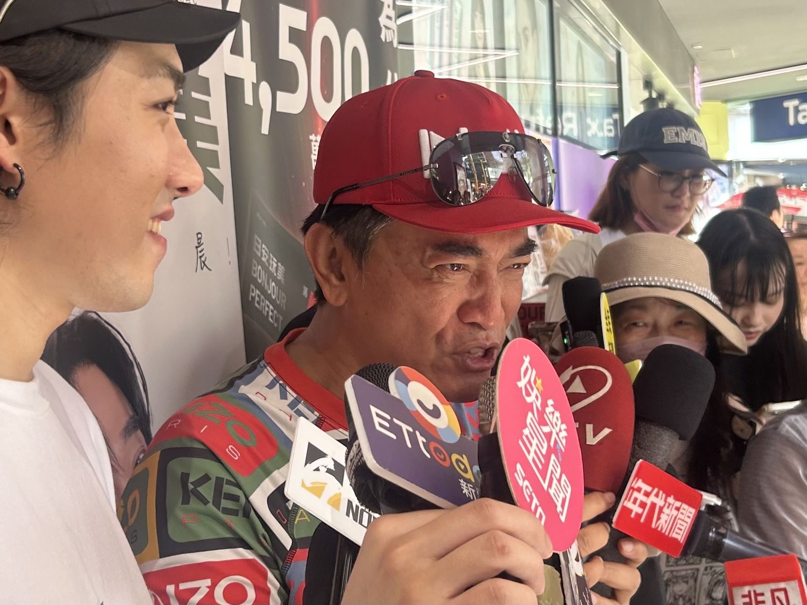 吳宗憲曝手握多張「GD演唱會門票」!竟禁止員工進場全為這原因