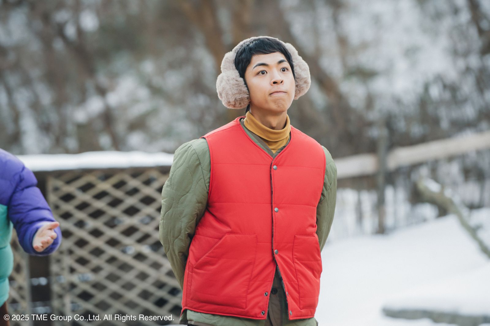 朱鐘赫劇中飾演詐騙新手，經常被朴敏英騙的團團轉。Hami Video提供