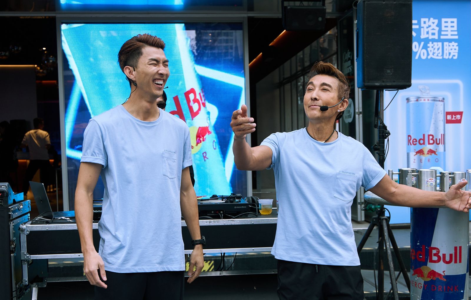 62歲潘若迪「失散弟弟」竟是百萬YouTuber!台北街頭認親畫面曝光