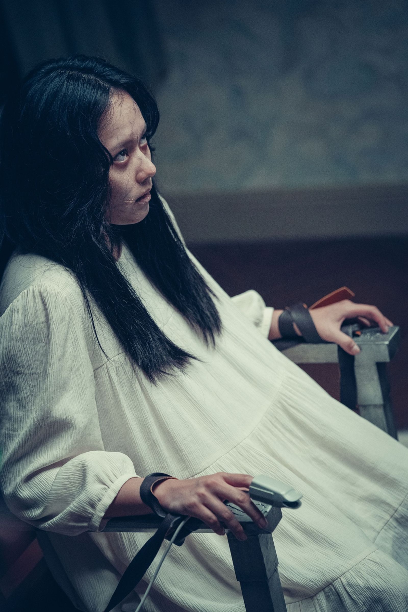 鄭知蘇詮釋被附身的少女，大飆演技。車庫提供