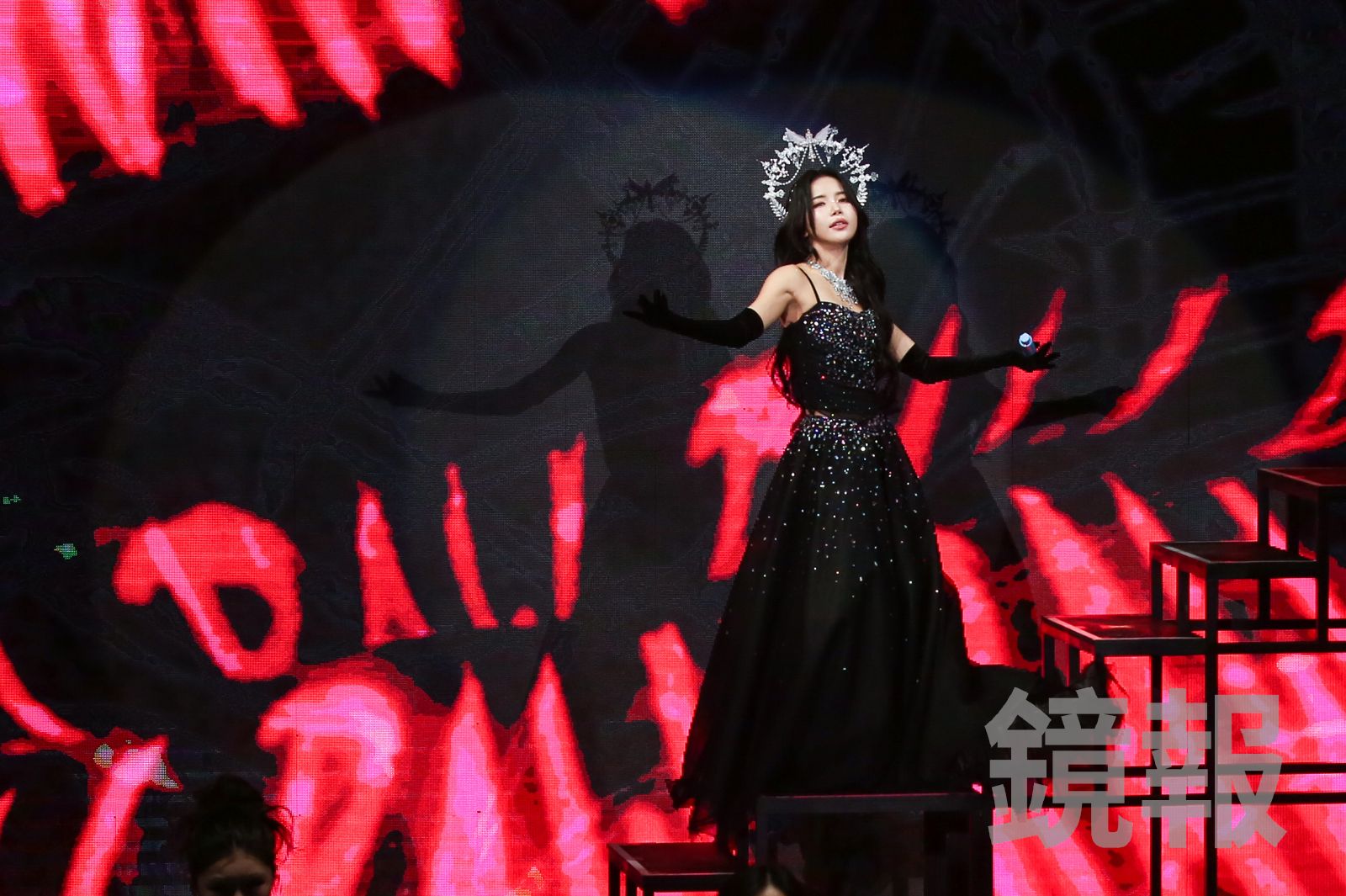 頌樂以女王之姿登台。李鍾泉攝