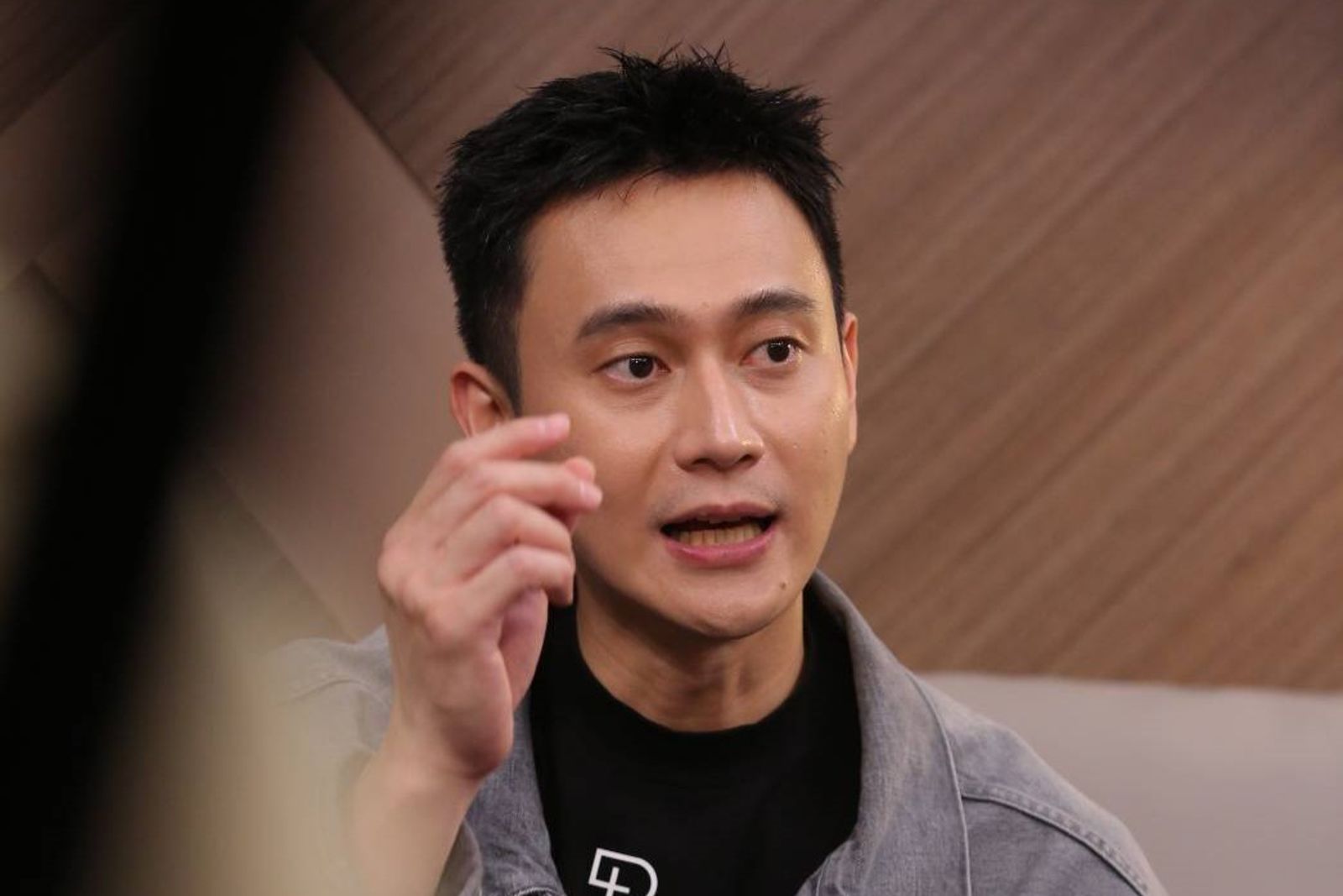 劉冠廷聞蕭雅全性騷震驚發聲　孫可芳短髮被兒子叫「哥哥」：好像遺傳我