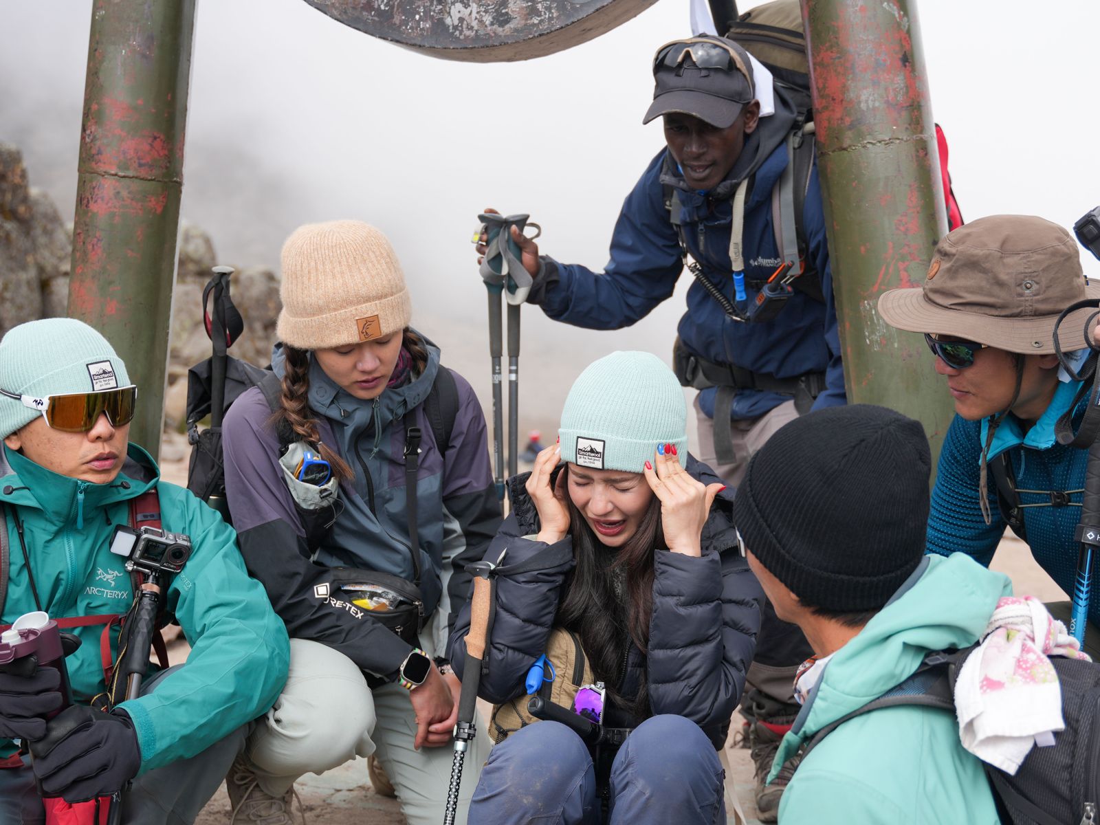 雷艾美忍不住崩潰。三立提供