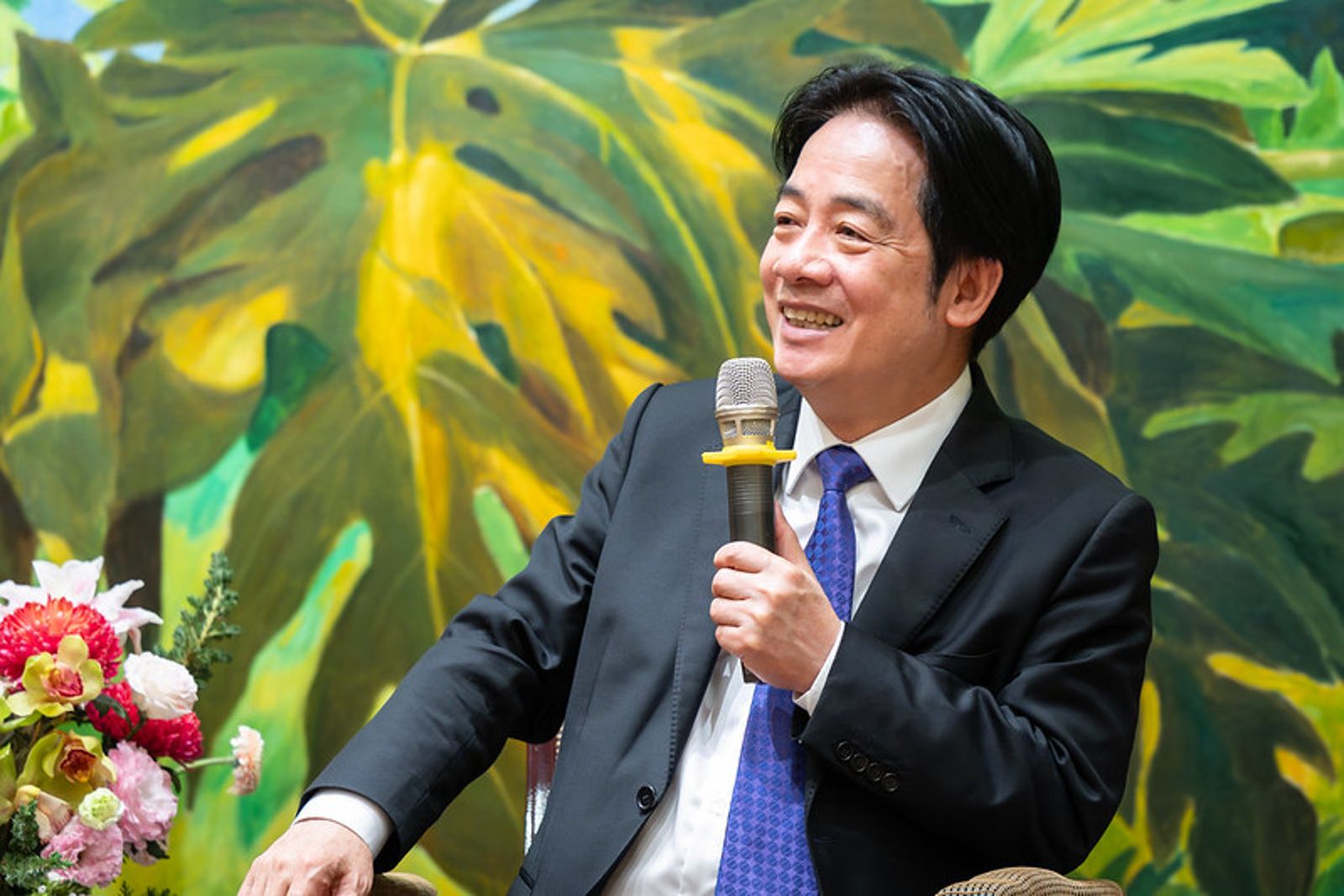 賴總統團隊終於開始懂社群網站了嗎?