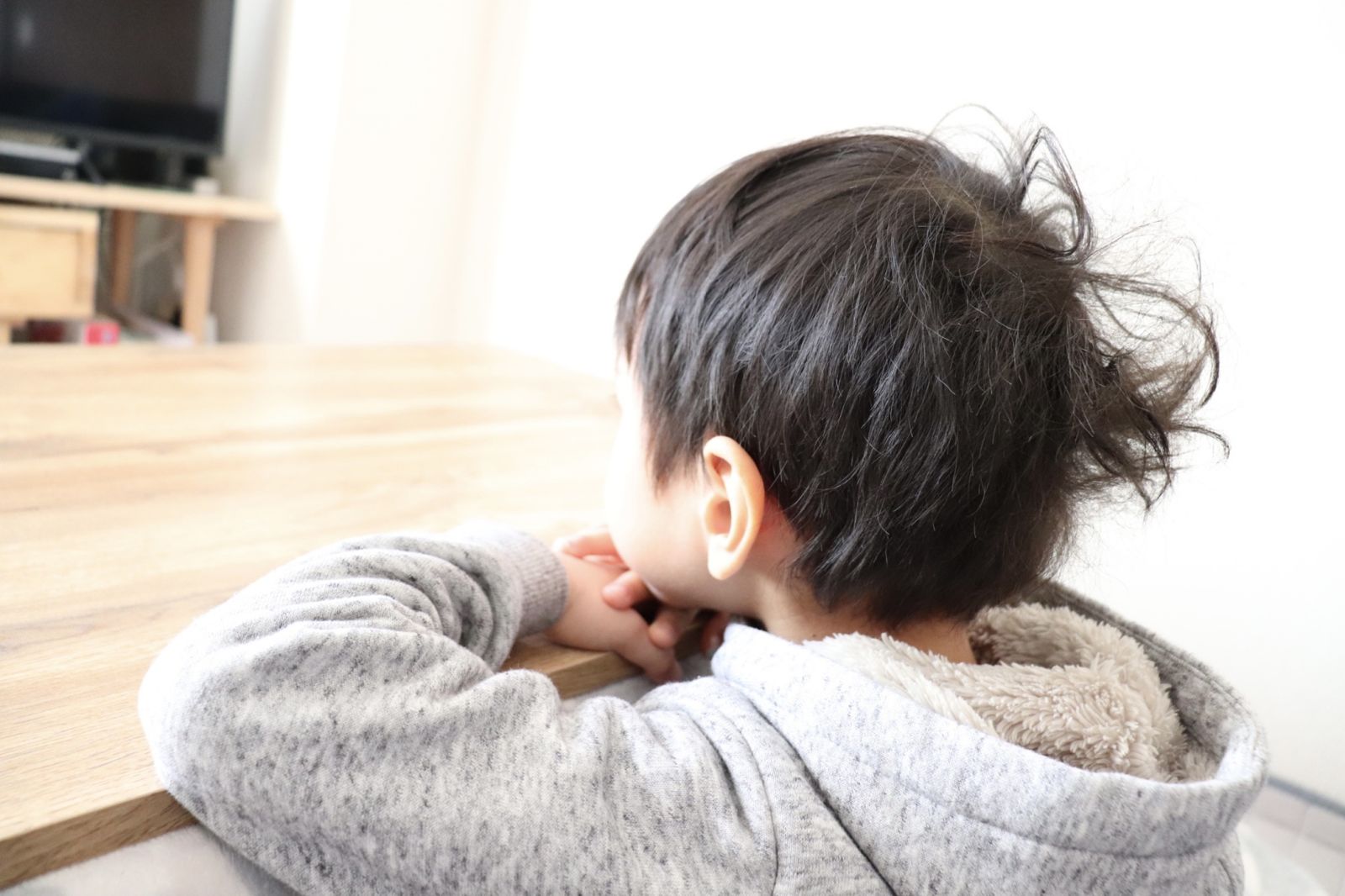 6歲童鑽社區大門縫隙!鄰居「不知情開遙控」 頭皮掀開、骨折...求償67萬吞敗原因曝