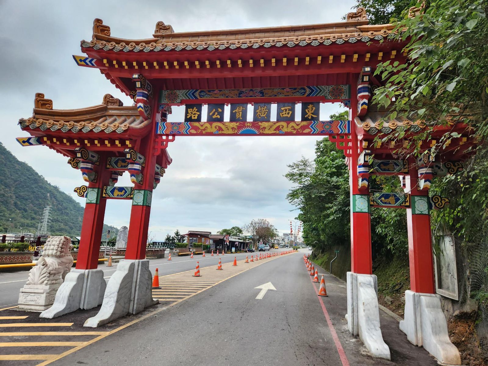 大年初二死亡車禍!台中母長春祠突失控「騎車撞山壁身亡」一家四口天人永隔