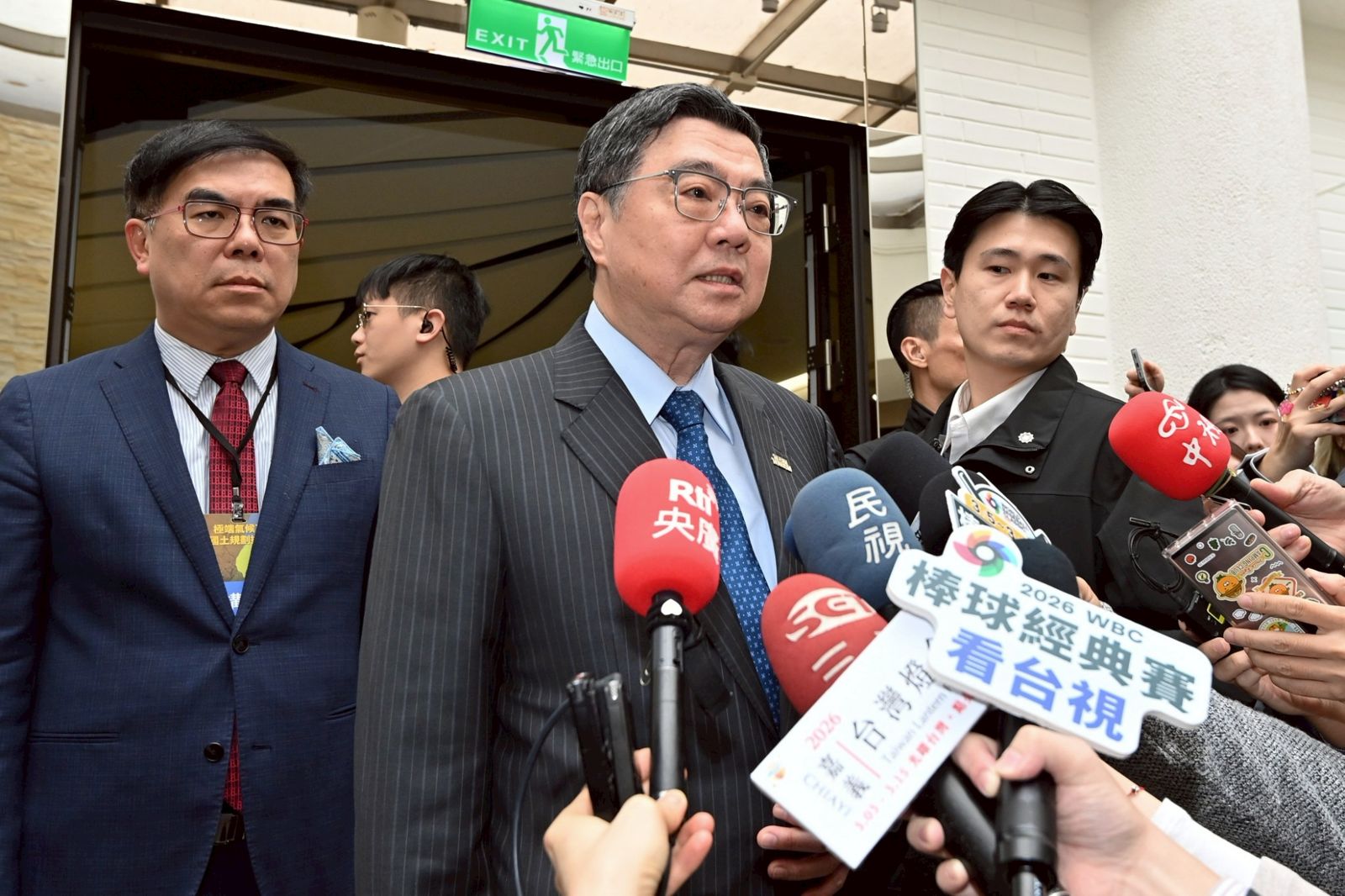 籲朝野坐下對話　卓榮泰轟藍白：擋總預算、國防預算，難道台美關稅也要擋？