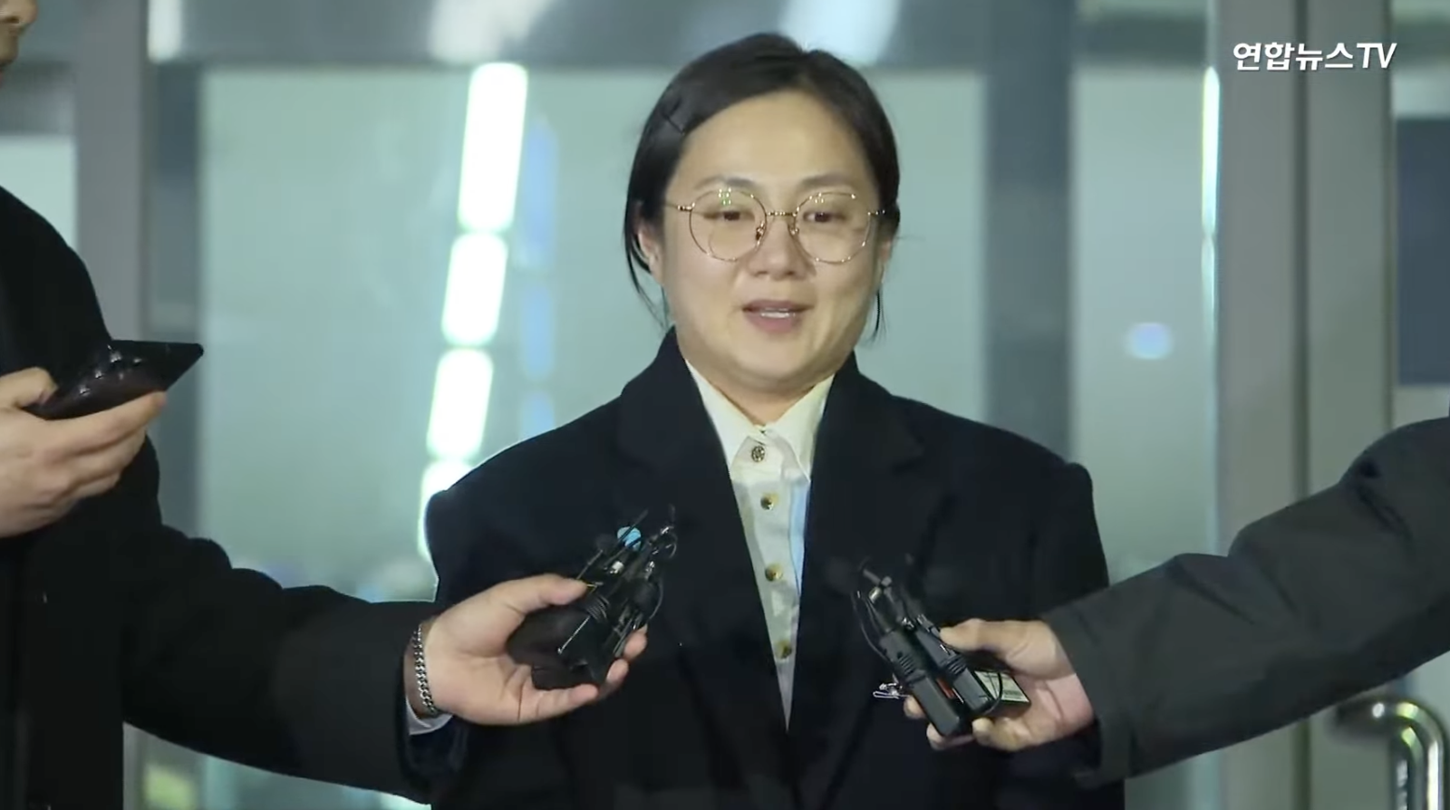 朴娜勑「拖延8天」終於現身警局　應訊長達7小時40多分「對前經紀人無話可說」