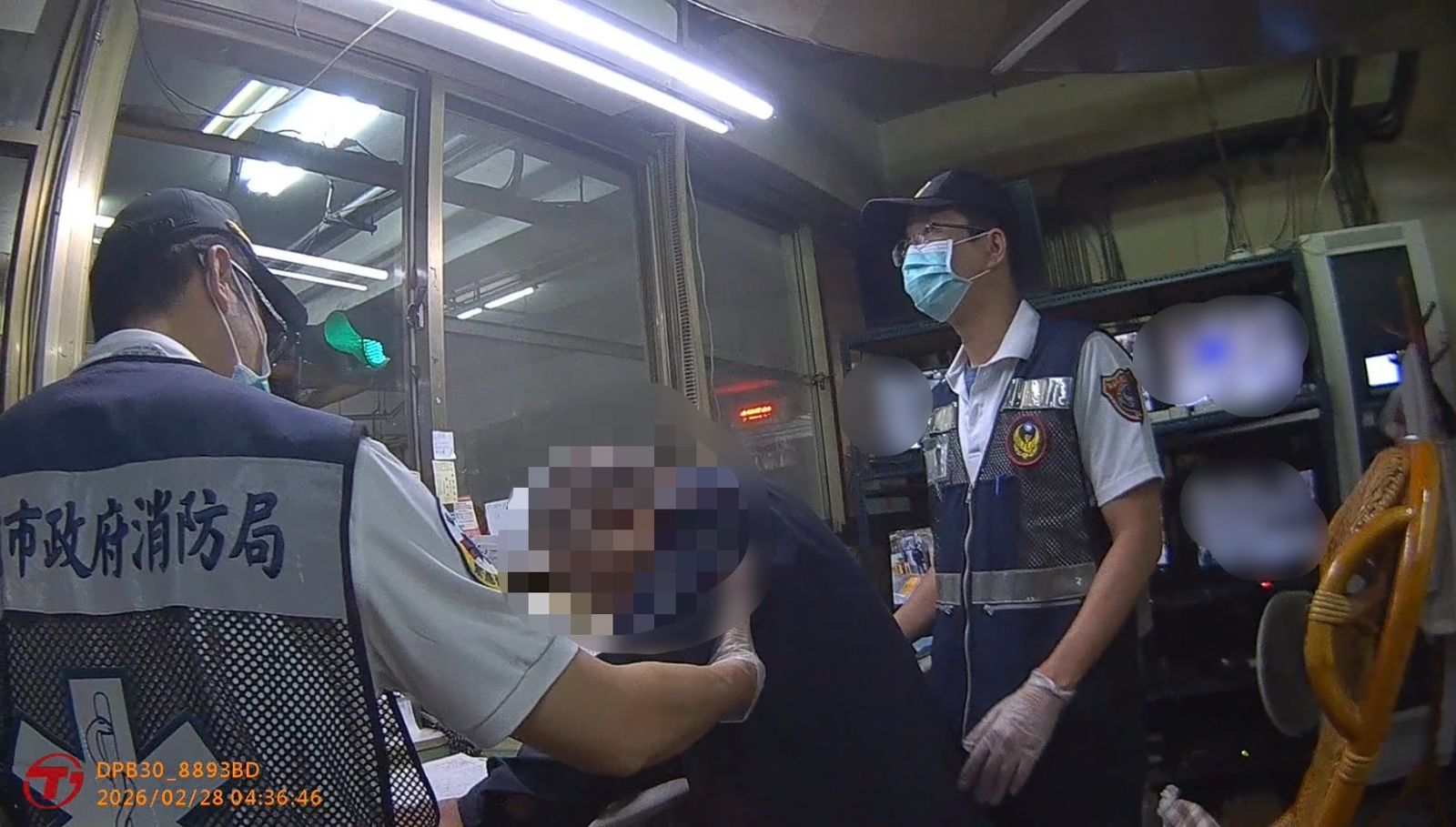 高雄醉男回家忘帶磁扣　保全幫開門竟遭揮拳痛毆