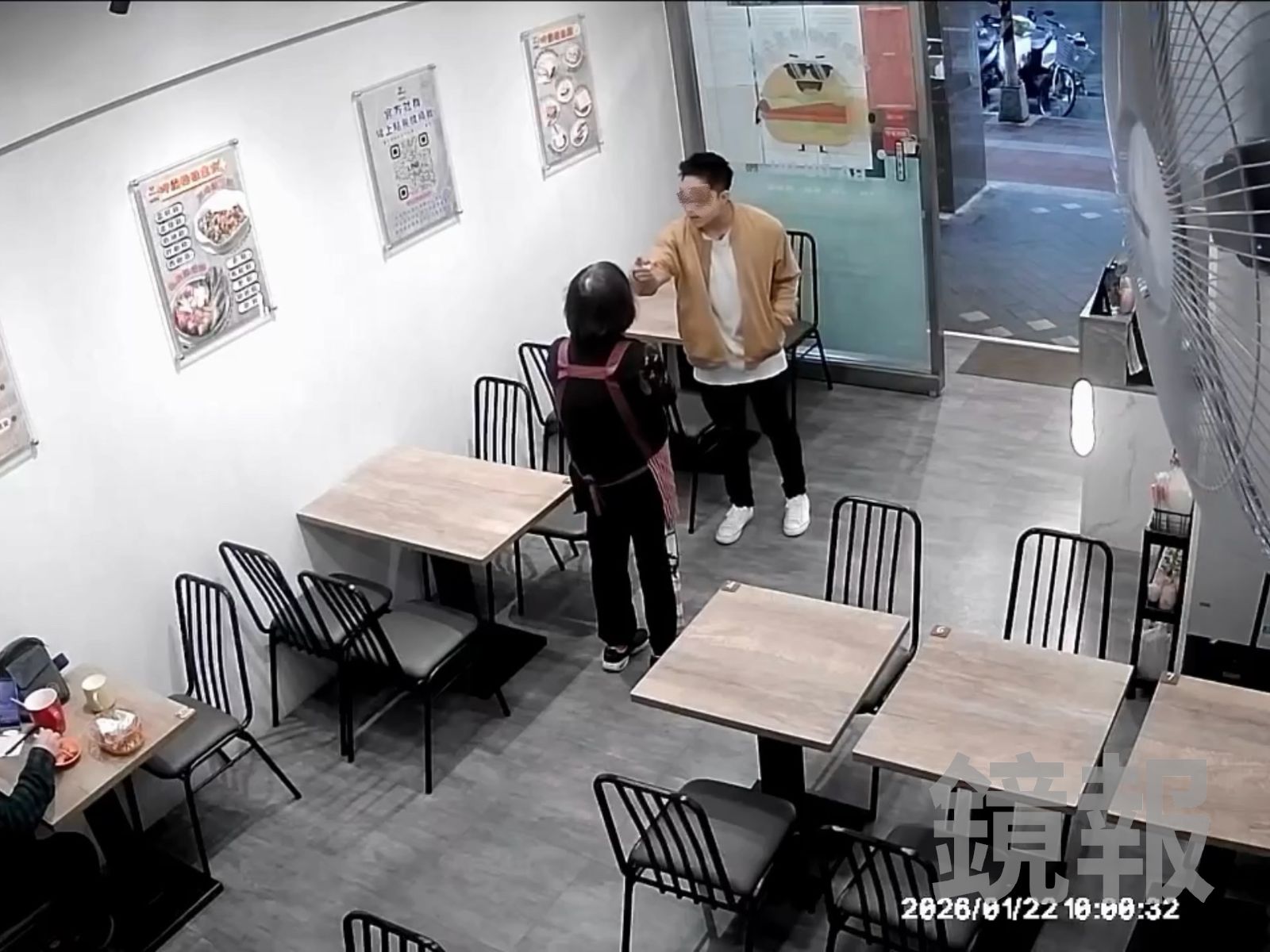「妳害我媽哭!」早餐店少東堵同業嗆聲吐口水 雙方互控黑函…檢方竟查無此人