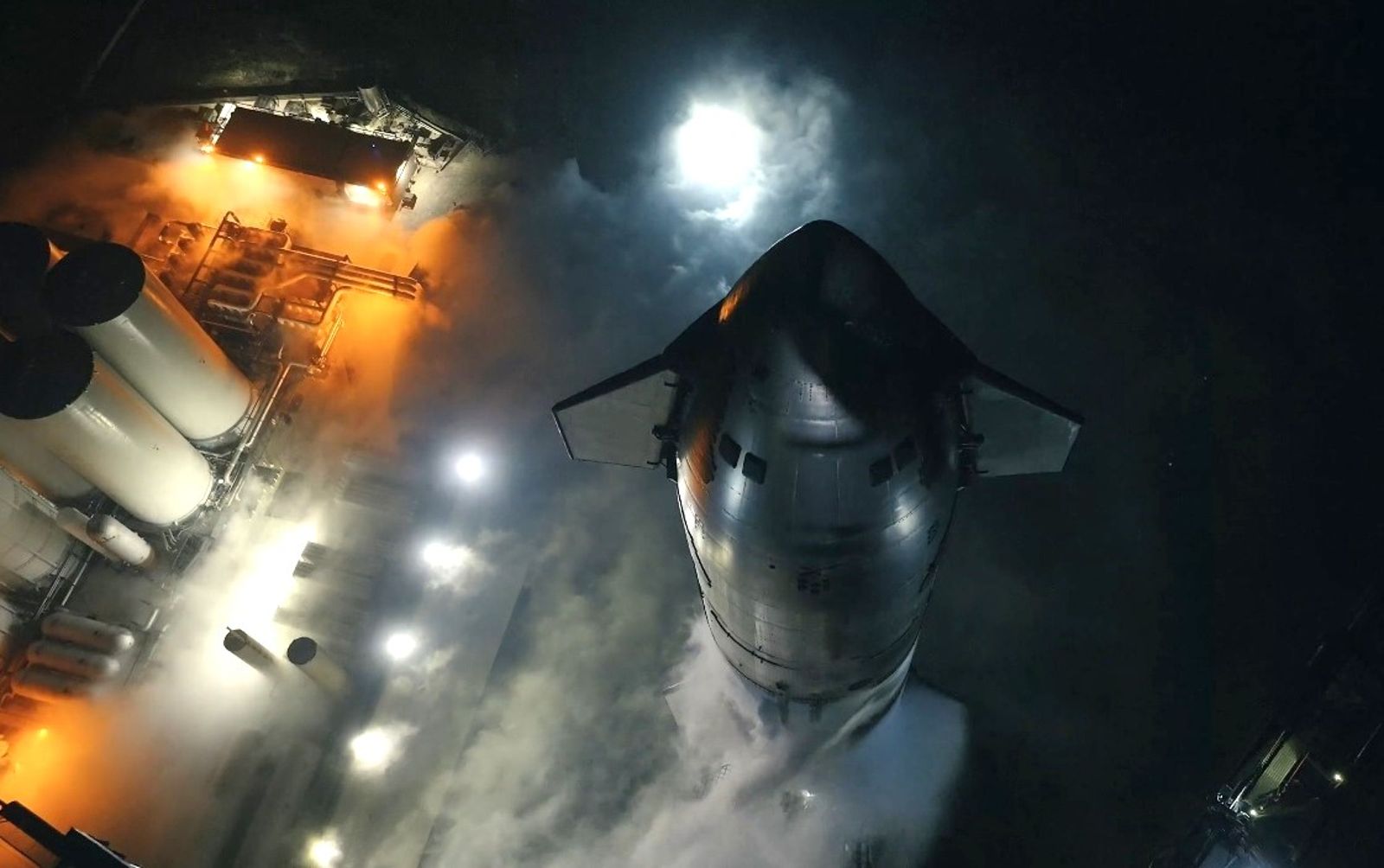 帳上千億美元現金還要借錢?SpaceX發債200億美元 股價3天崩3成跌破掛牌首日價