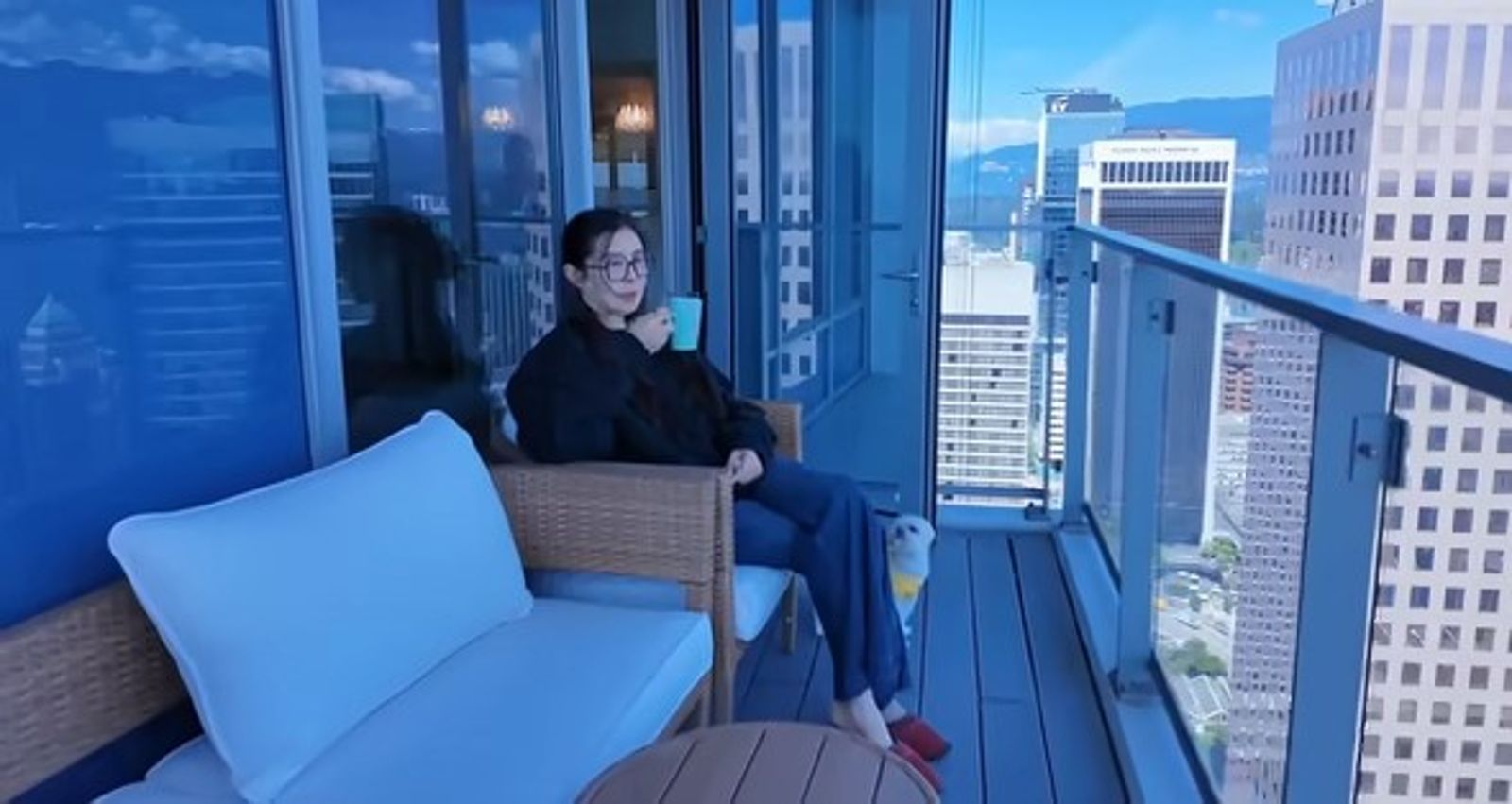 王祖賢加拿大上億豪宅曝光!落地窗坐擁無敵山海景 37歲就已經財富自由