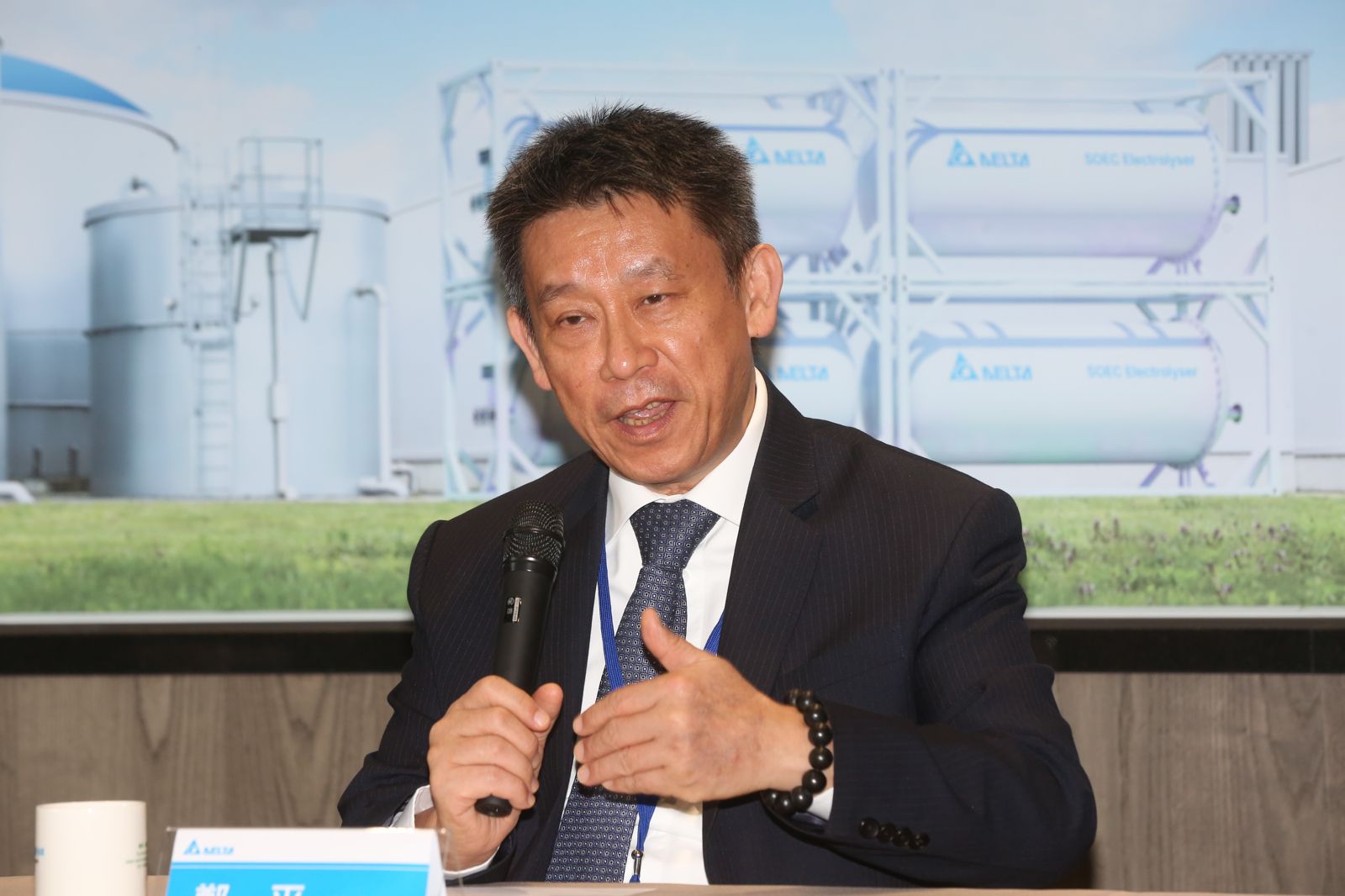 AI訂單爆量！台達電董座：今年蠻樂觀　800VDC提前貢獻