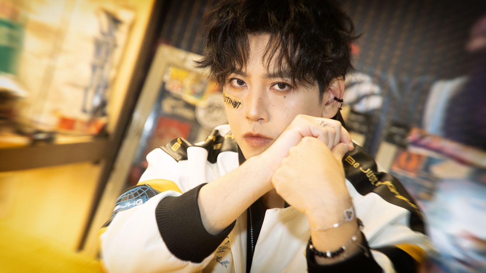 《終極三國》男星自曝驚人內幕！對粉絲脫口「一句玩笑話」200人不忍出手了