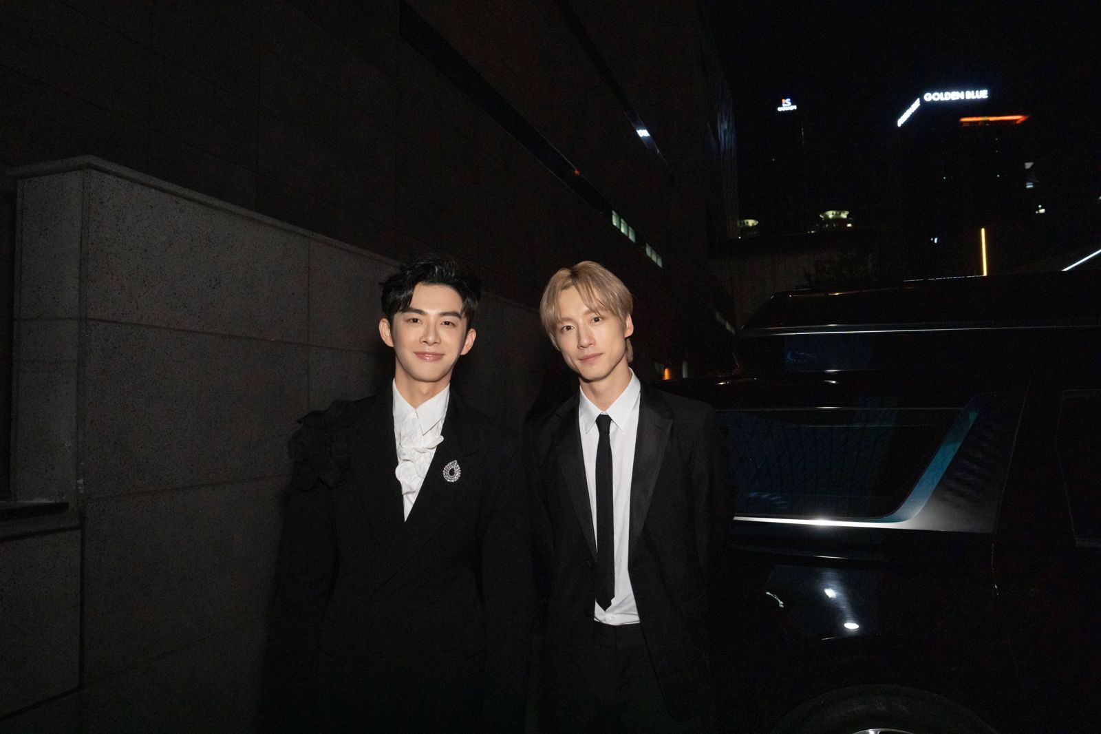 蕭子墨與坂口健太郎合影。植光土壤音創提供