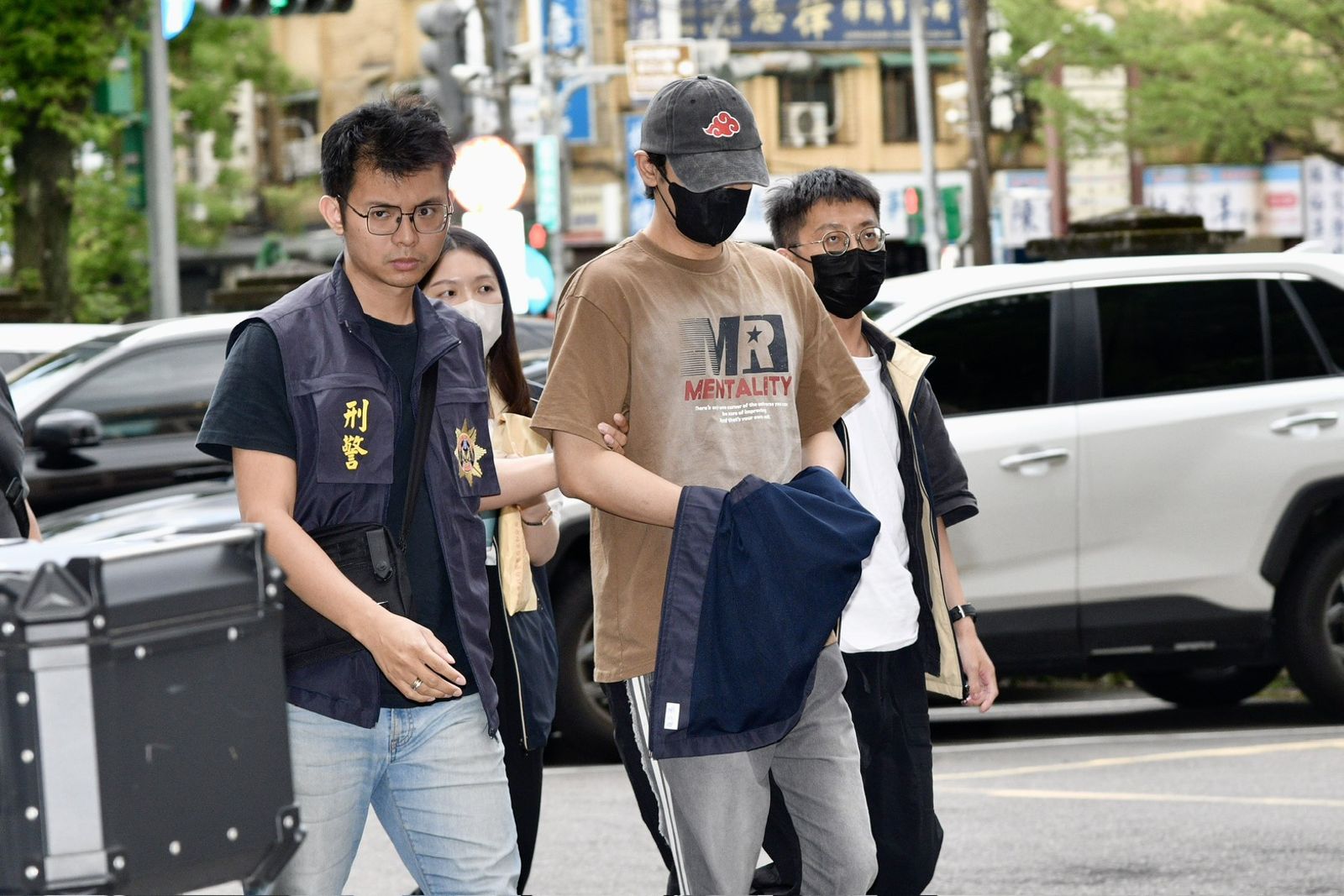 陳零九涉逃兵代價慘重　請辭《娛百》年收5千萬恐一夕歸零