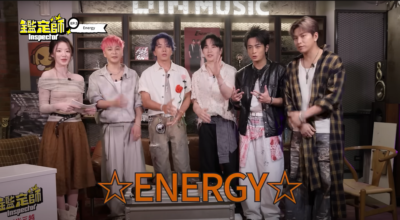 舒華(左)才剛訪問完Energy。翻攝YT@inspector_global