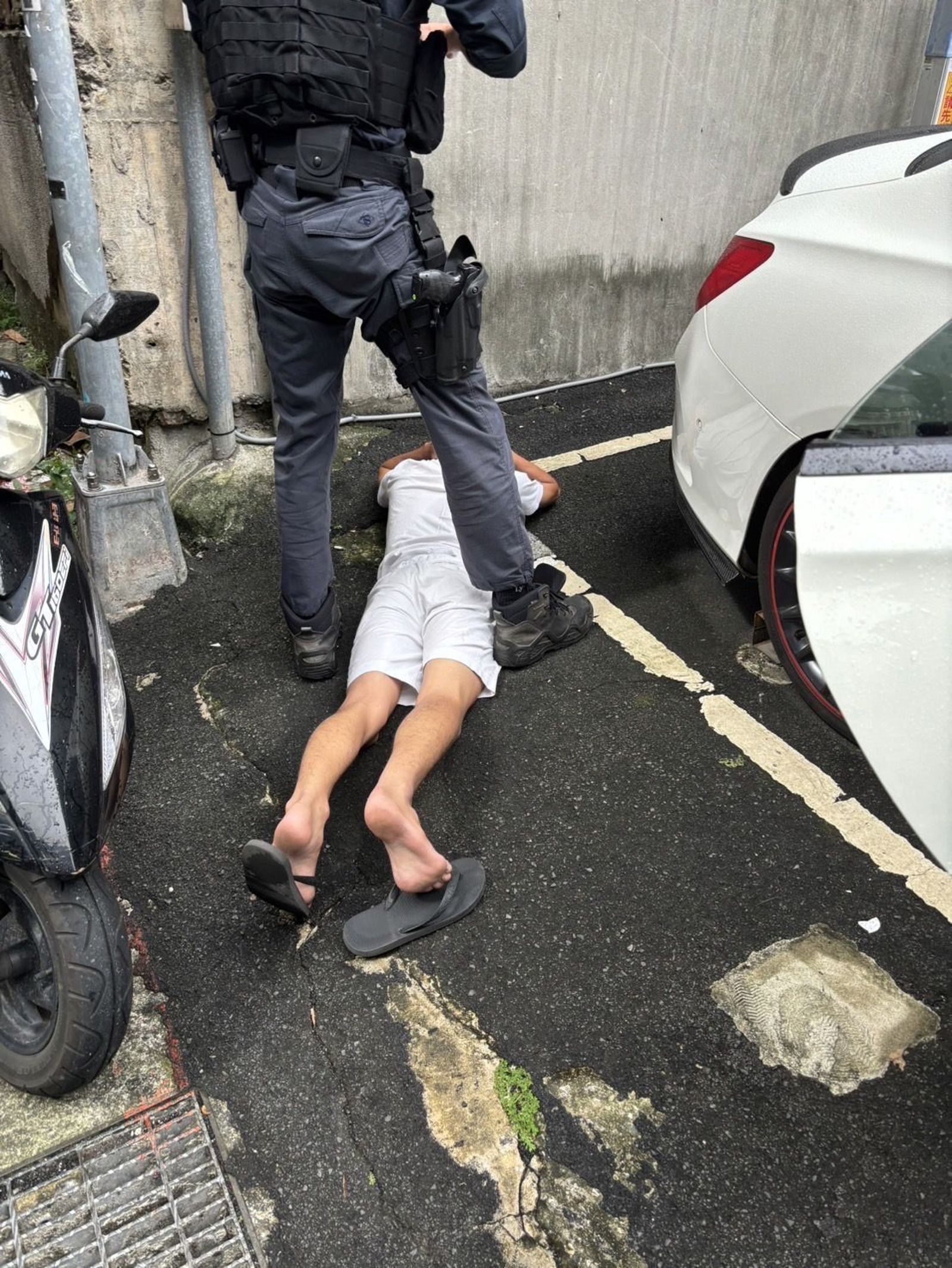 北市刑大逮獲竹聯幫地堂詐團。資料照片