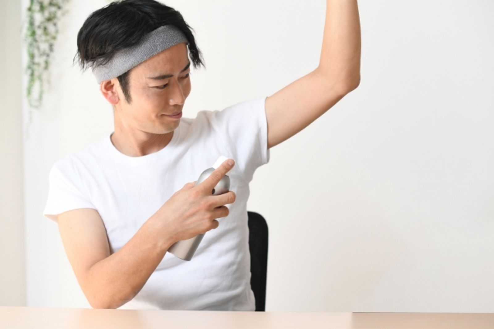 中毒般狂吸!她讚男友腋下散發「寶藏」 引一票少女共鳴