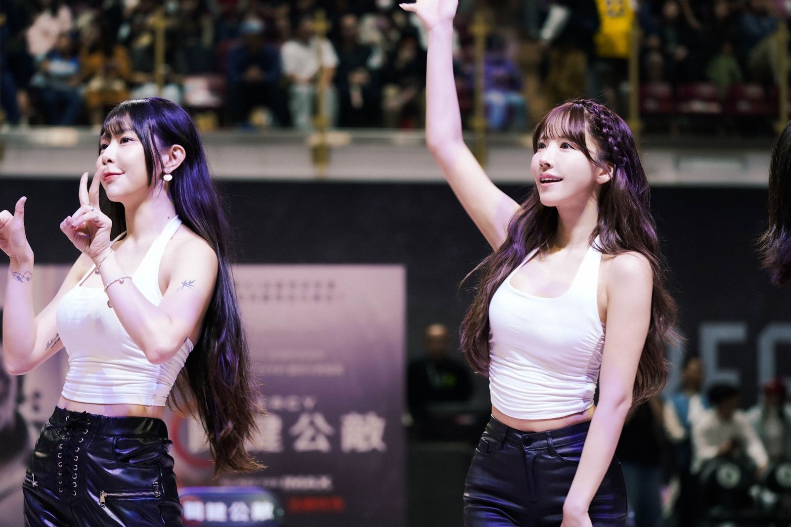 三上悠亞球場坐「審判椅」應援「星爵」 助陣《關鍵公敵》詮釋最辣審判場景