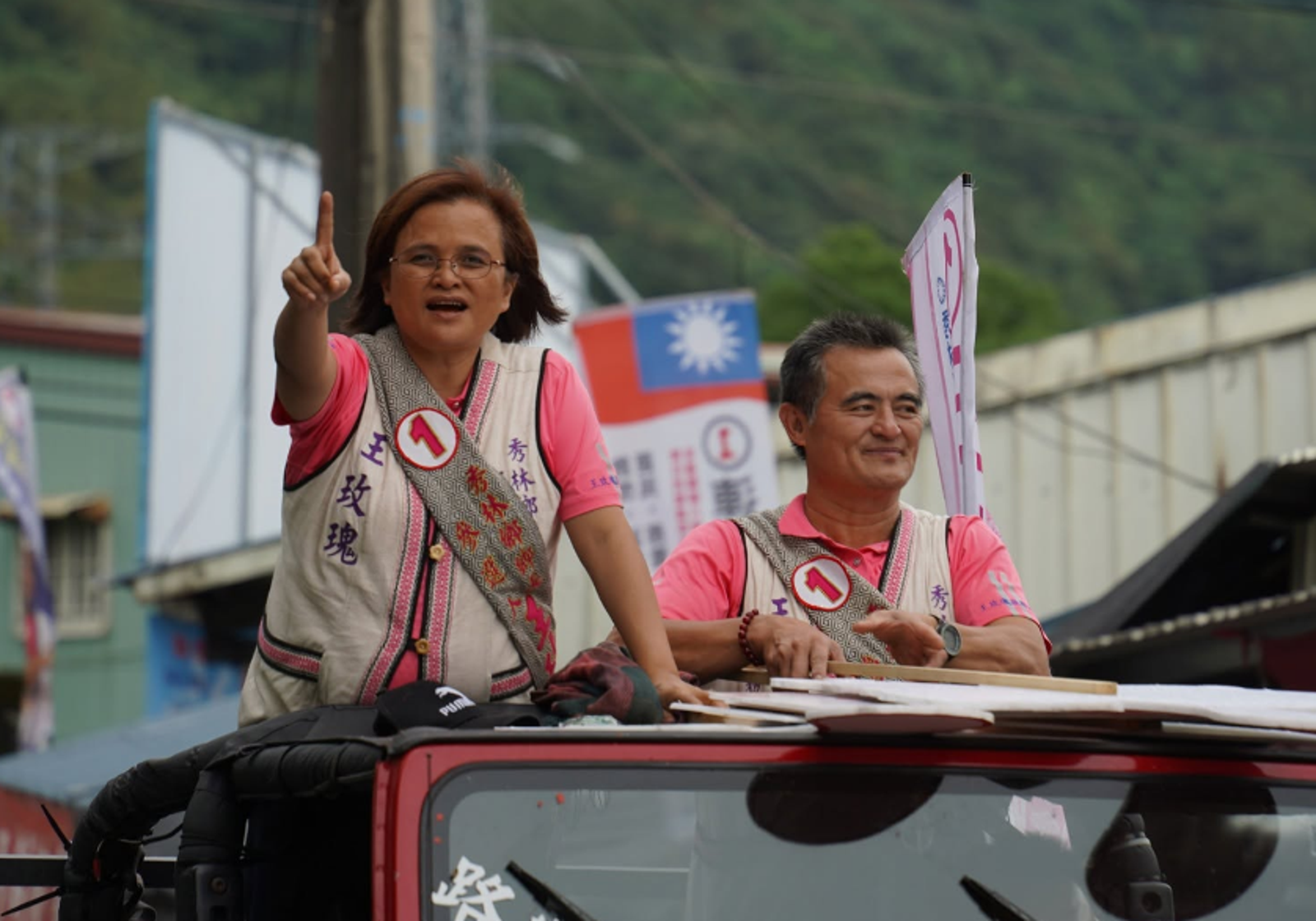 傅崐萁喊「有證據就查到底」成真!秀林鄉長夫妻涉賄選遭逮...他酸:檢調不就來了嗎