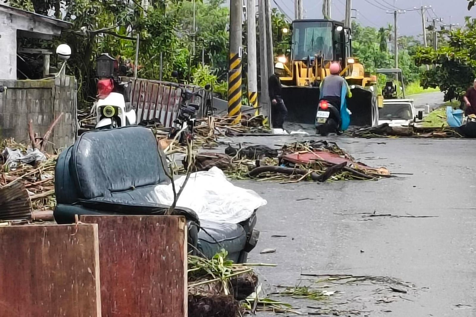 花蓮堰塞湖溢流釀死傷是誰之過？還原監控、示警與疏散時間序　林保署22日上午7時就發布紅色警戒