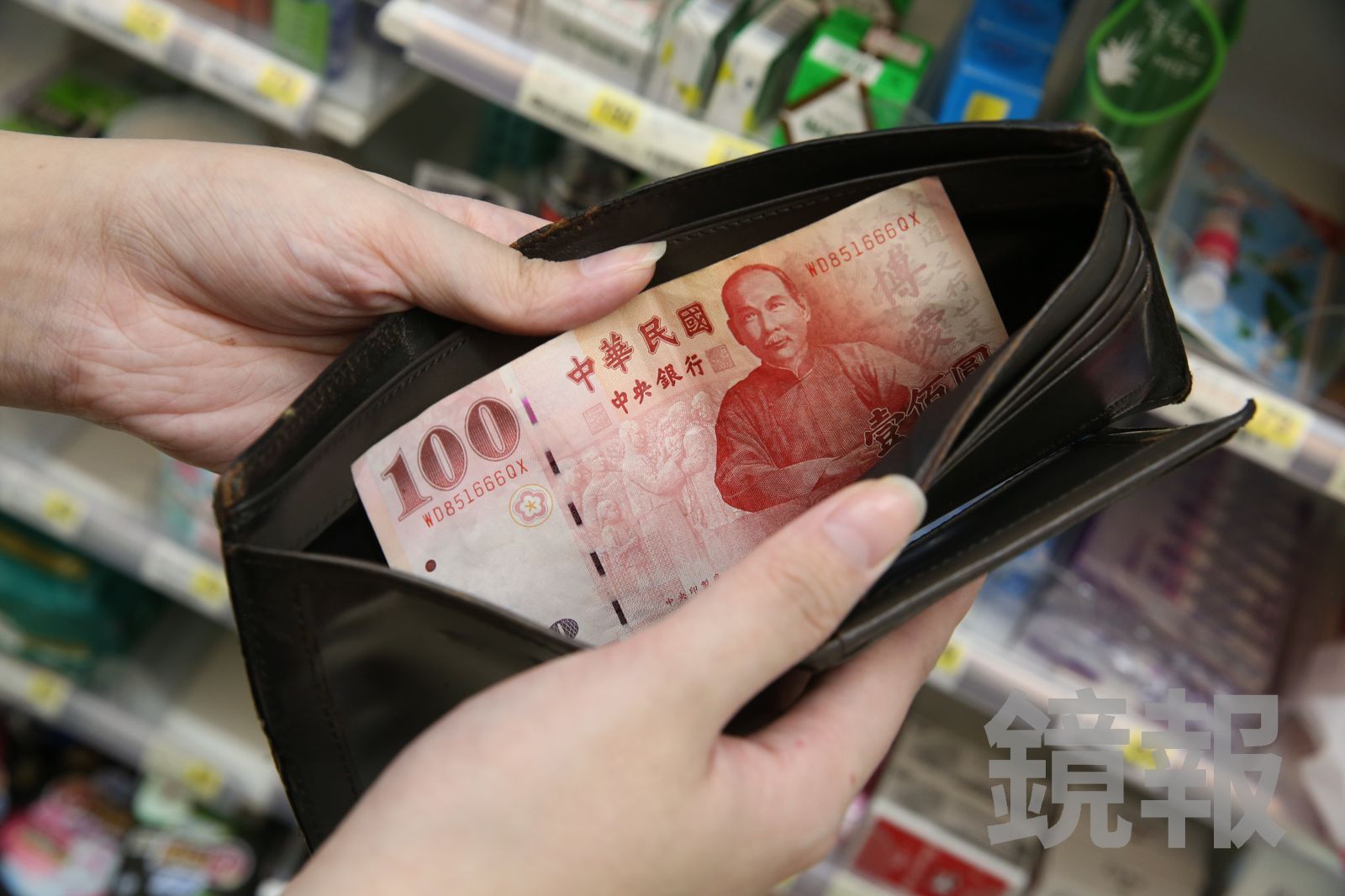 花蓮男缺錢用…搭肩小學生威脅：不要動！下秒「強搶口袋裡的100元」買麵吃