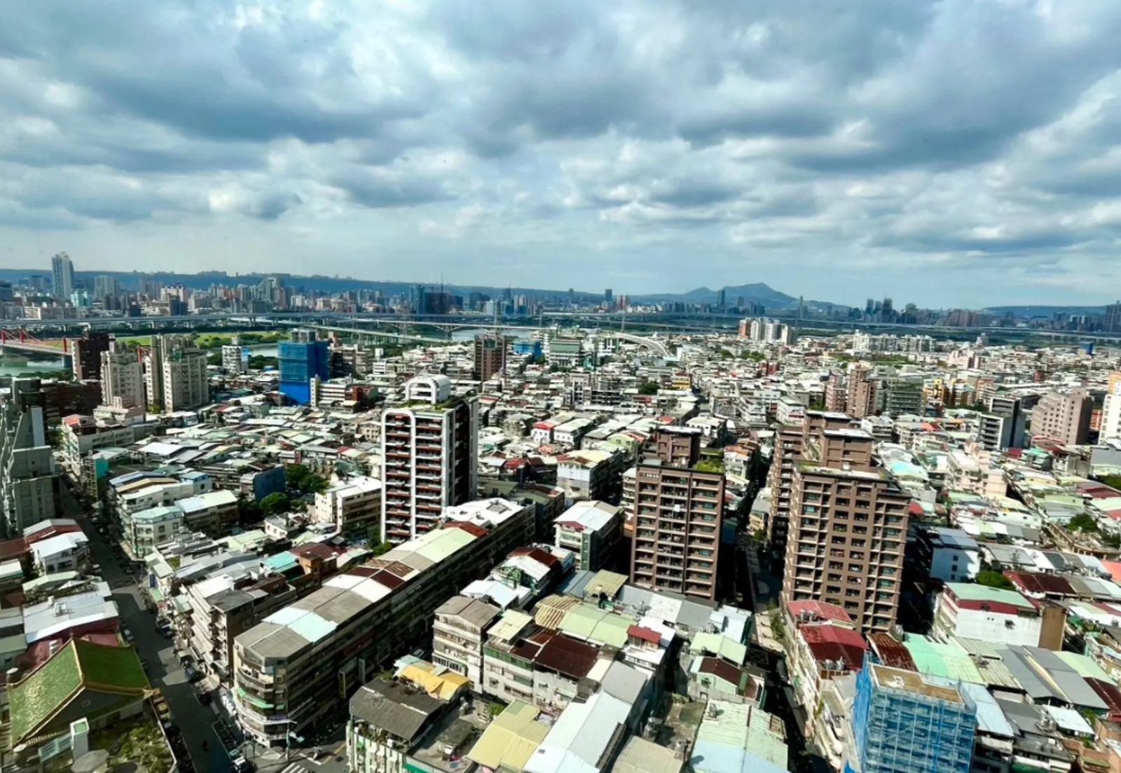 房市終於有了「久違的好消息」 新青安貸款放寬營建股全面紅通通