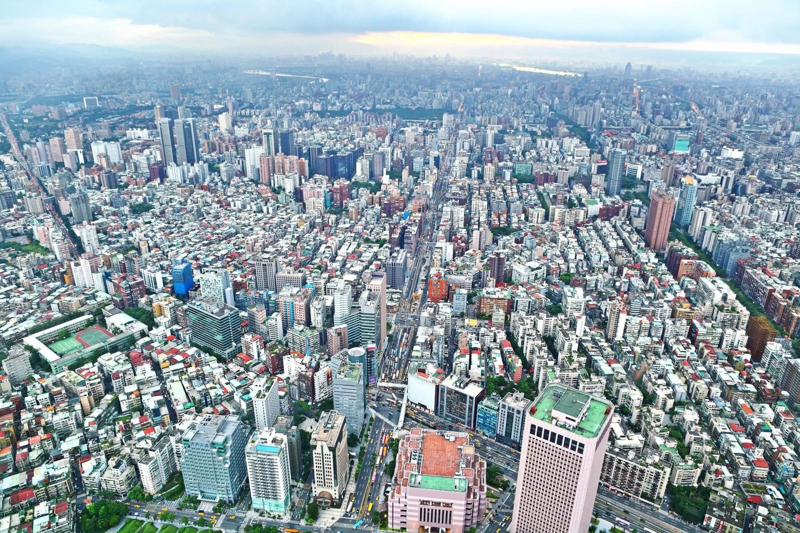 房市最冷時刻過了?六都移轉棟數連3月回升 7月年增8.8% 專家:自住客撐盤主力