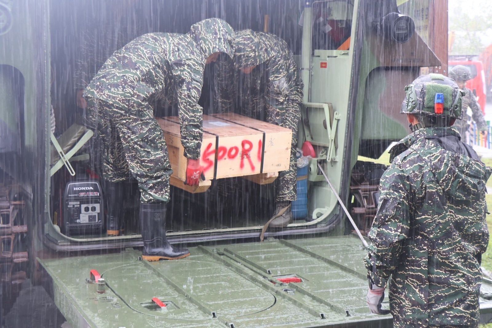 花蓮賑災物資充足！要幫忙請先電聯　中央、地方募款5大管道一覽
