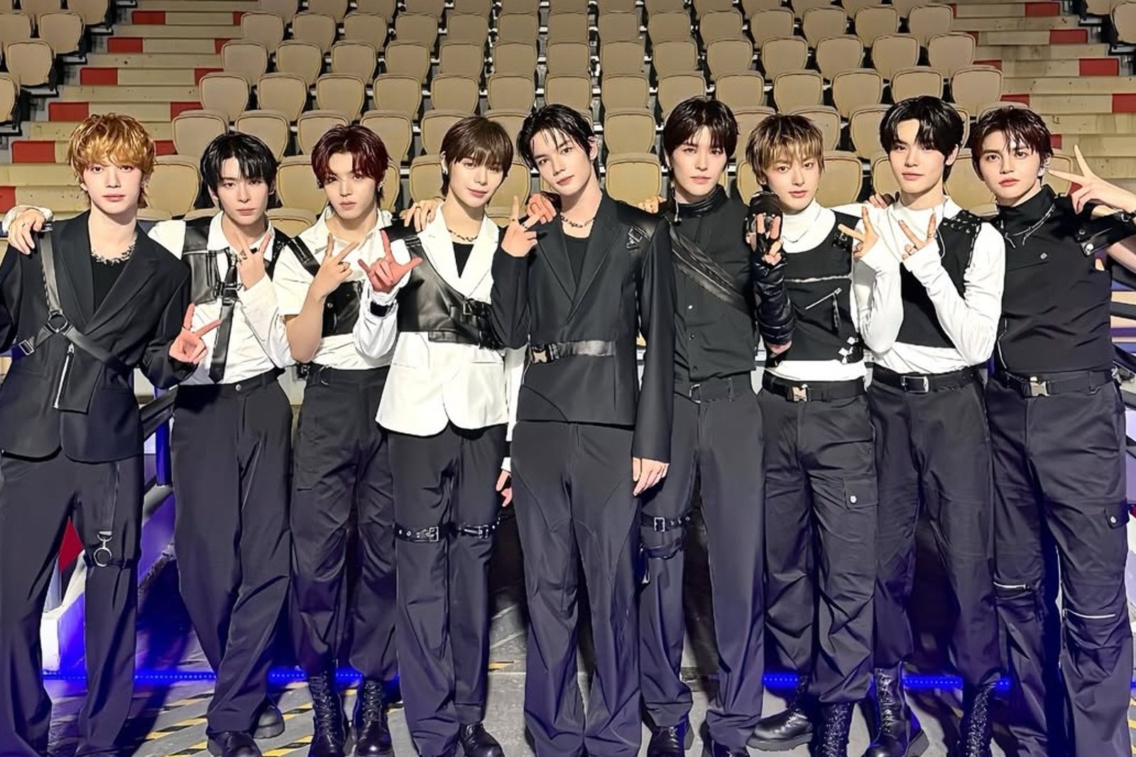 未出道先淪陷！SM娛樂15人男團遭私生闖宿舍　強碰身體＋同車騷擾全中