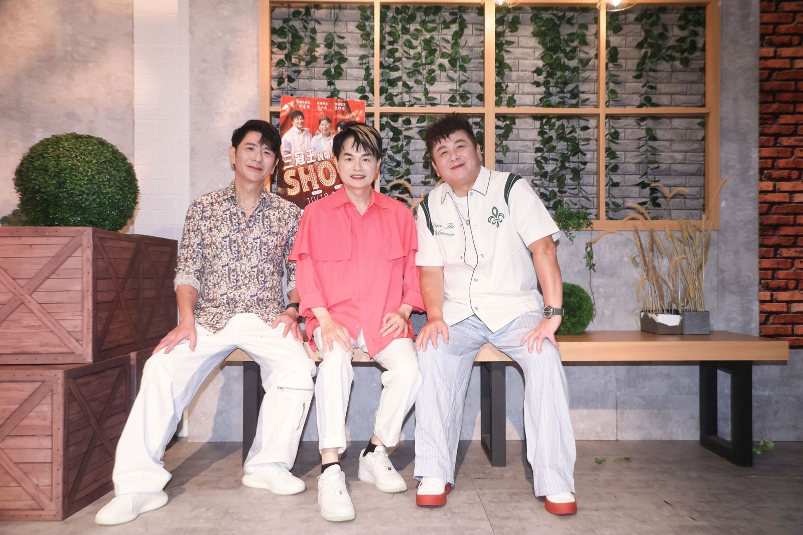 「台語界費玉清」入住旅社半夜「被推下樓梯」　真相曝光「背脊涼起來」