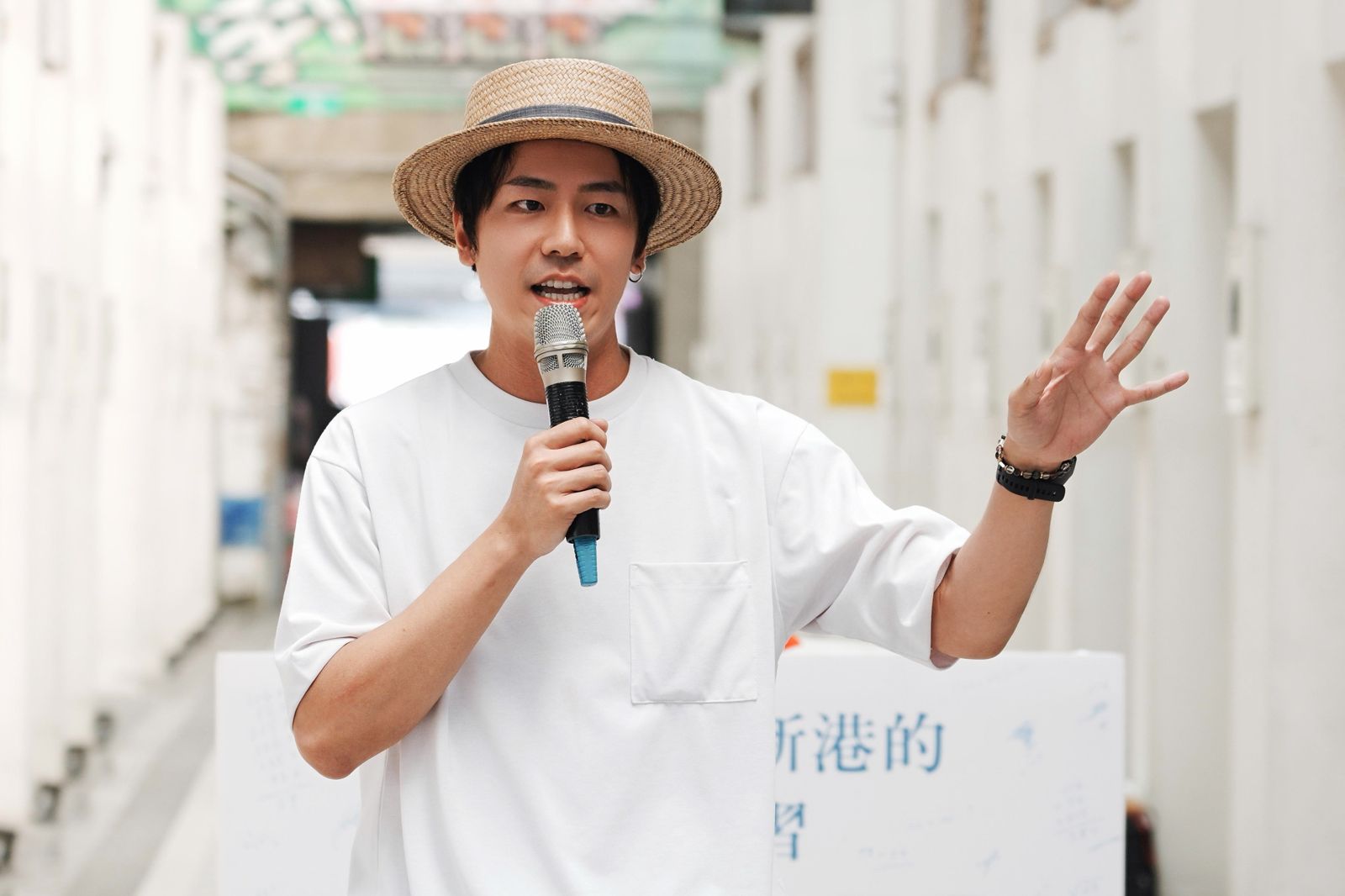 萬秀洗衣店金孫「半夜突買機票出國」!瞞所有人祕密飛走 親揭背後真正原因