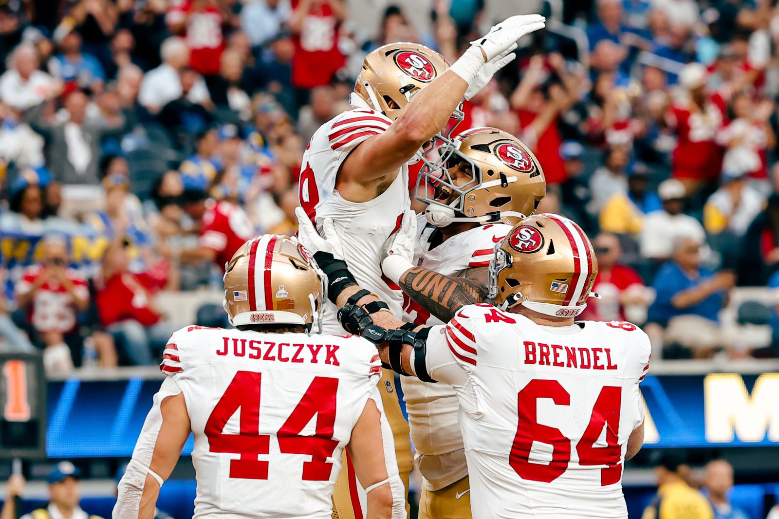 NFL／傷兵滿營仍贏球！Mac Jones領軍49人延長賽險勝公羊