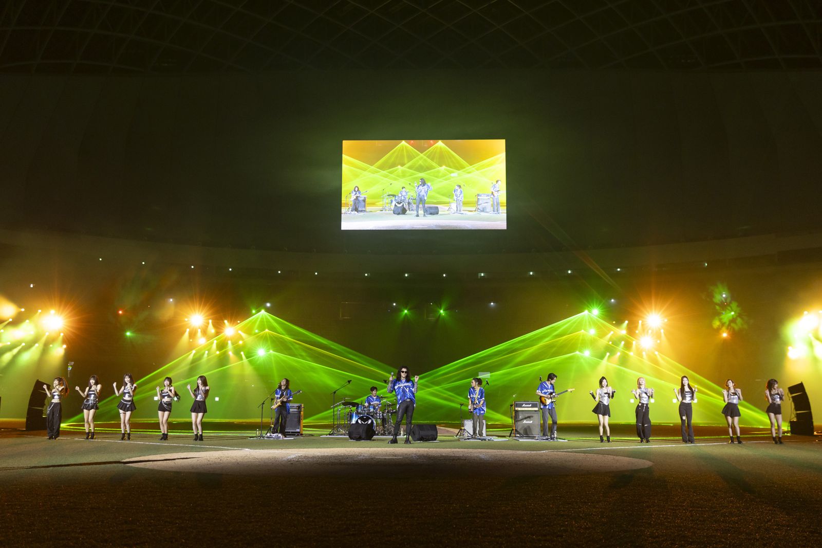 從大巨蛋接力唱到海邊日出　麋先生18小時爆肝行程曝光